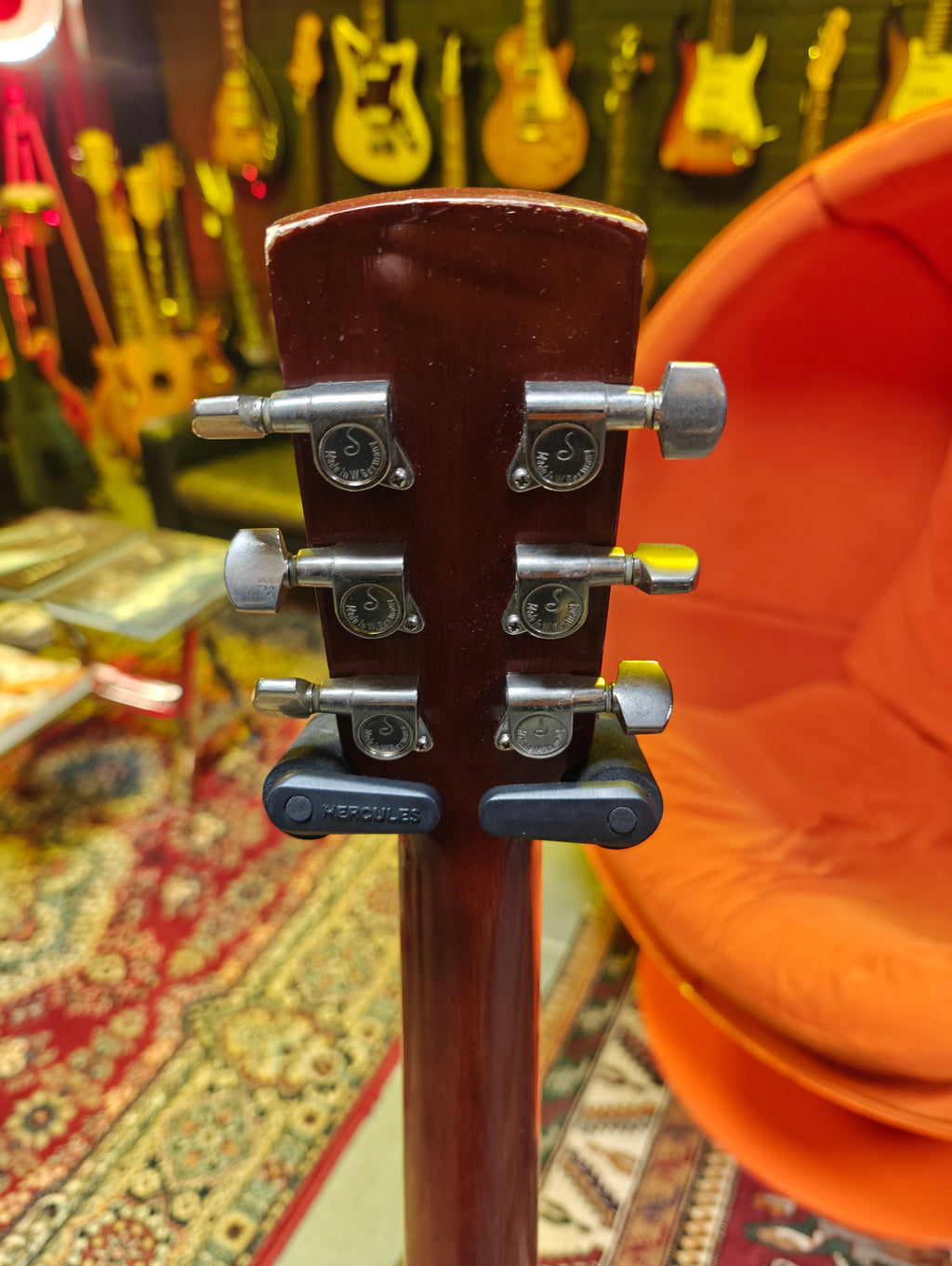 Regal RD-40 Rund hals akustisk resonatorgitarr