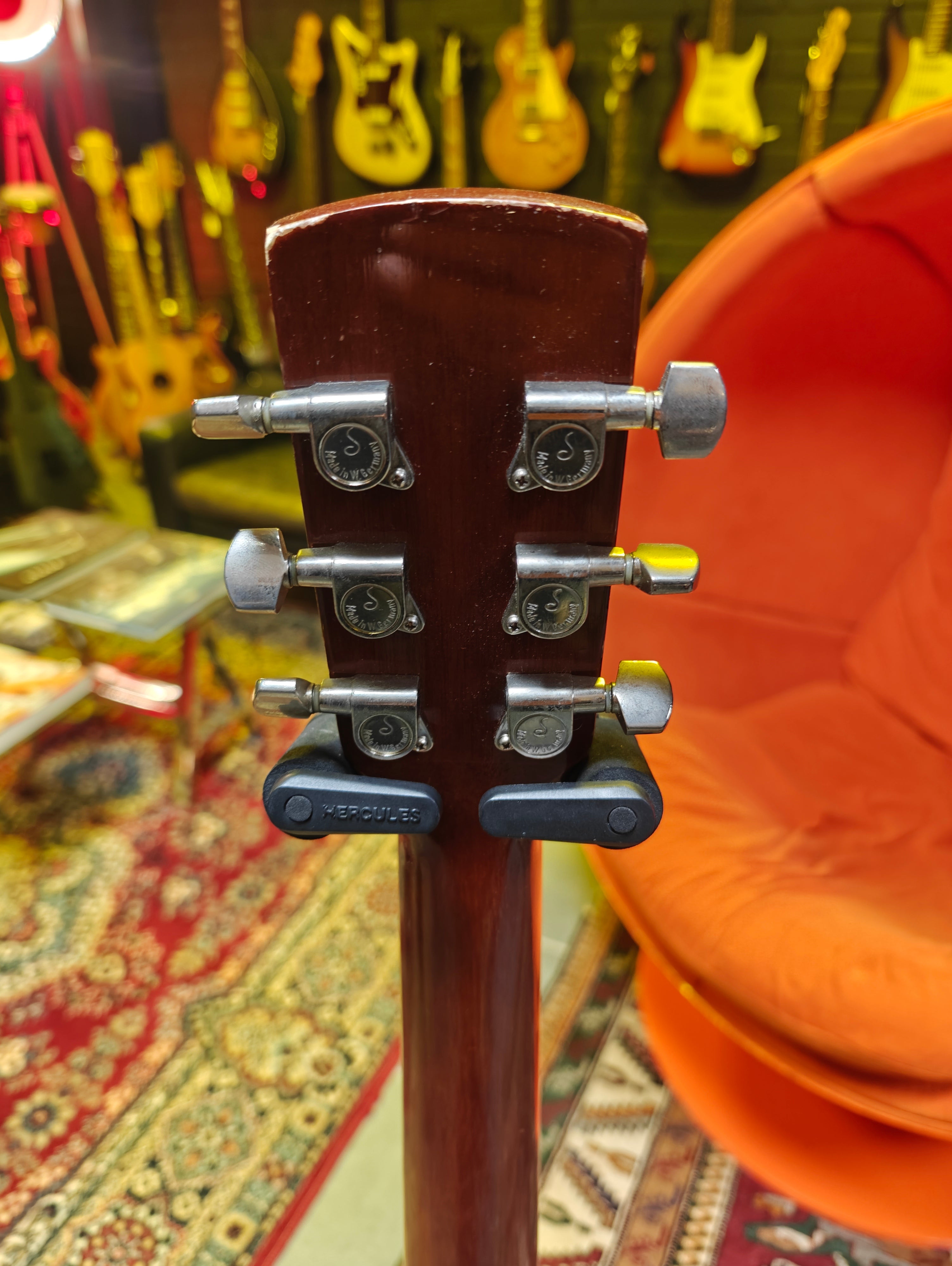 Regal RD-40 Rund hals akustisk resonatorgitarr