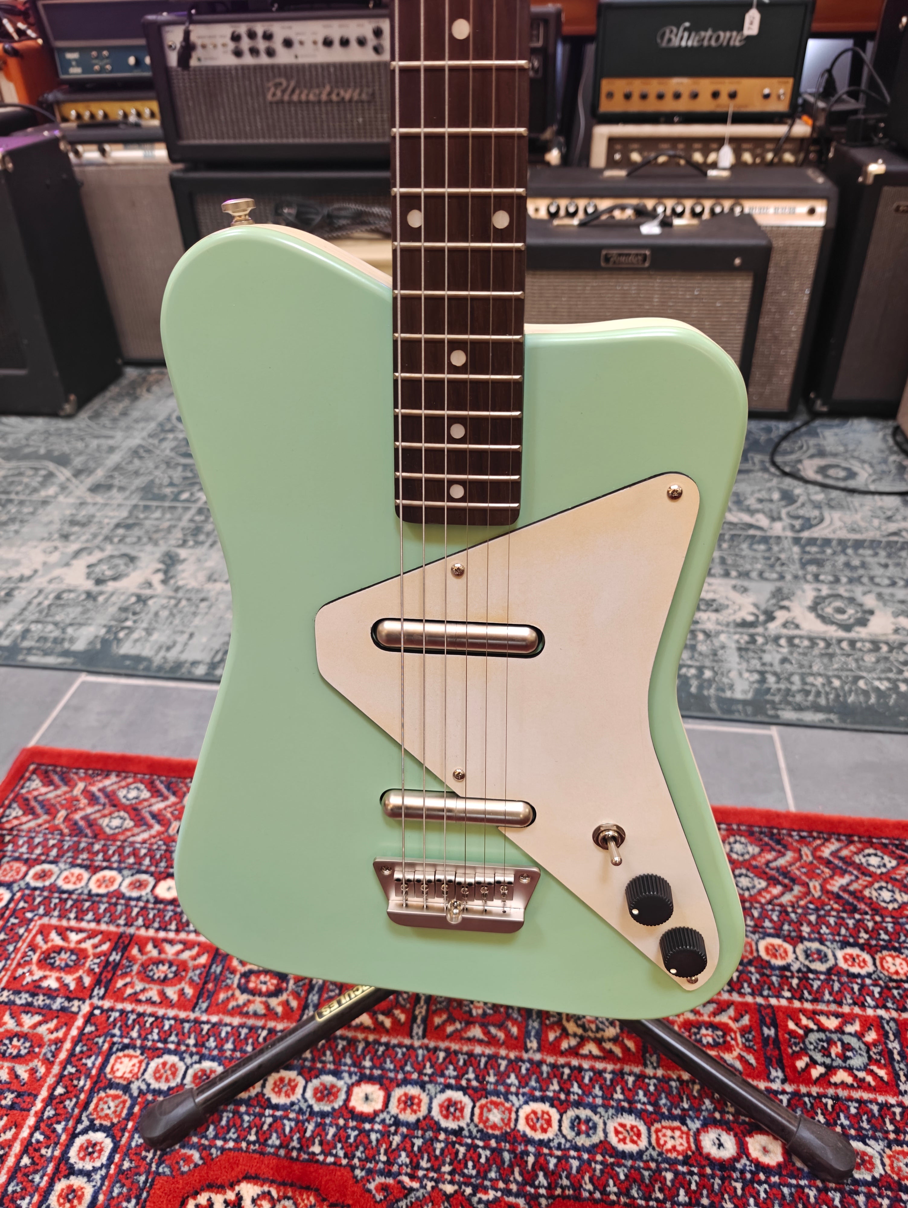 Danelectro Dano Pro Aqua 2007 Reissue – Tonefest Guitar Gallery
