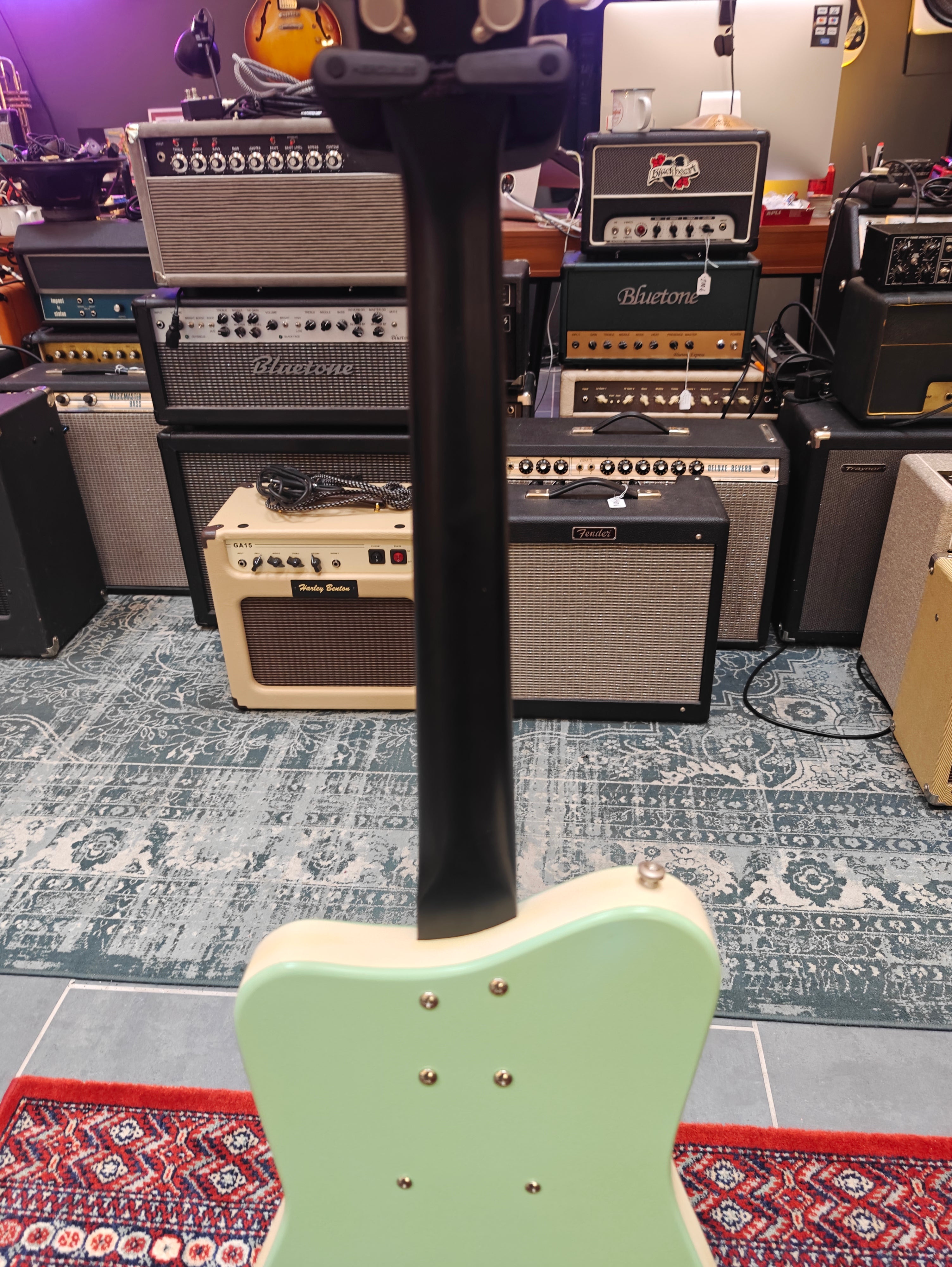 Danelectro Dano Pro Aqua 2007 Reissue – Tonefest Guitar Gallery
