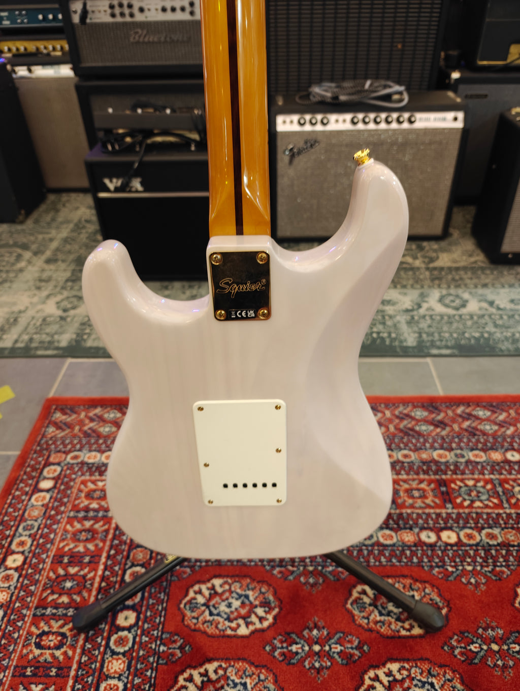 Squier Classic Vibe 50s Stratocaster White Blonde Gold Limited