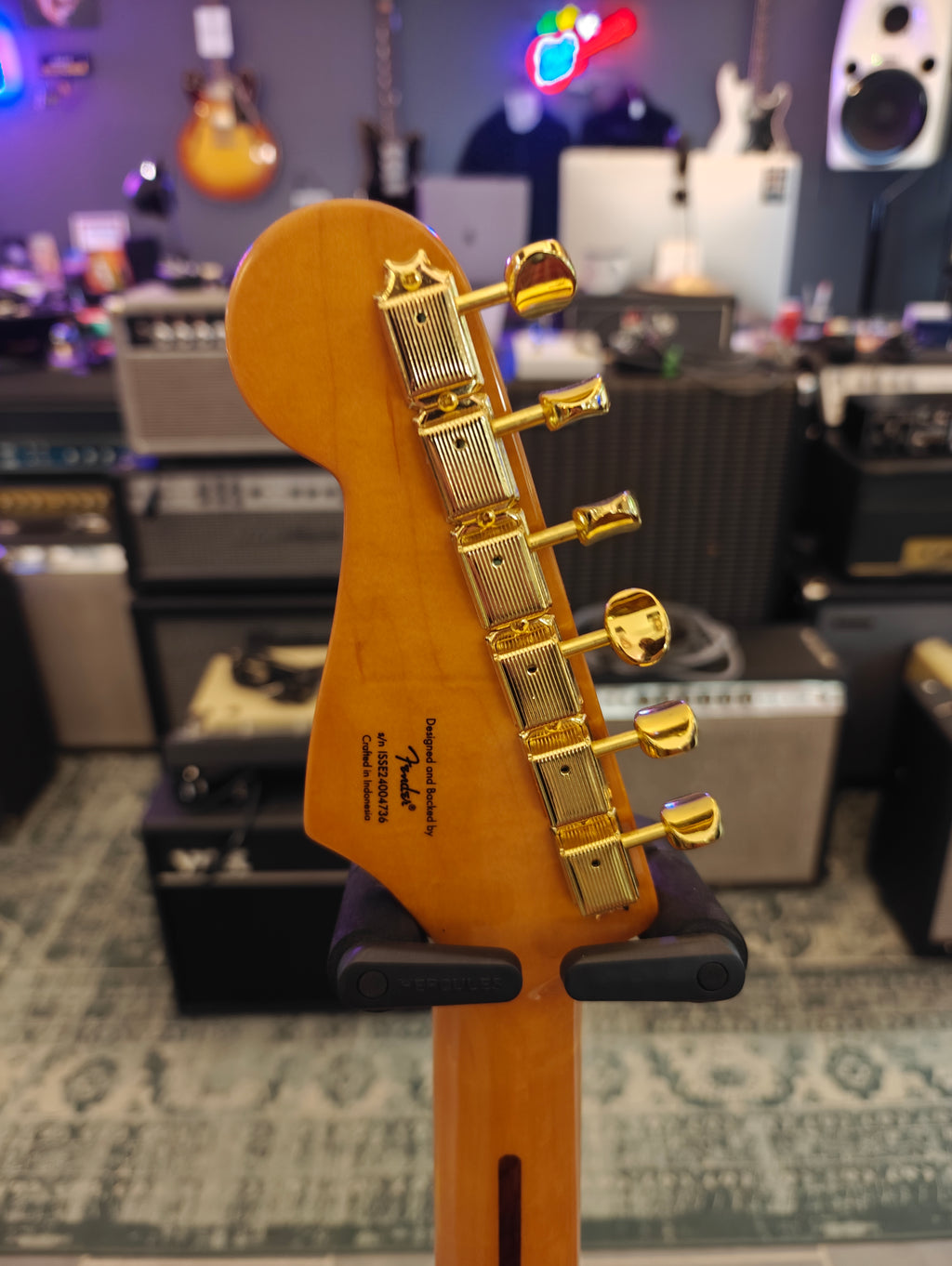 Squier Classic Vibe 50s Stratocaster White Blonde Gold Limited