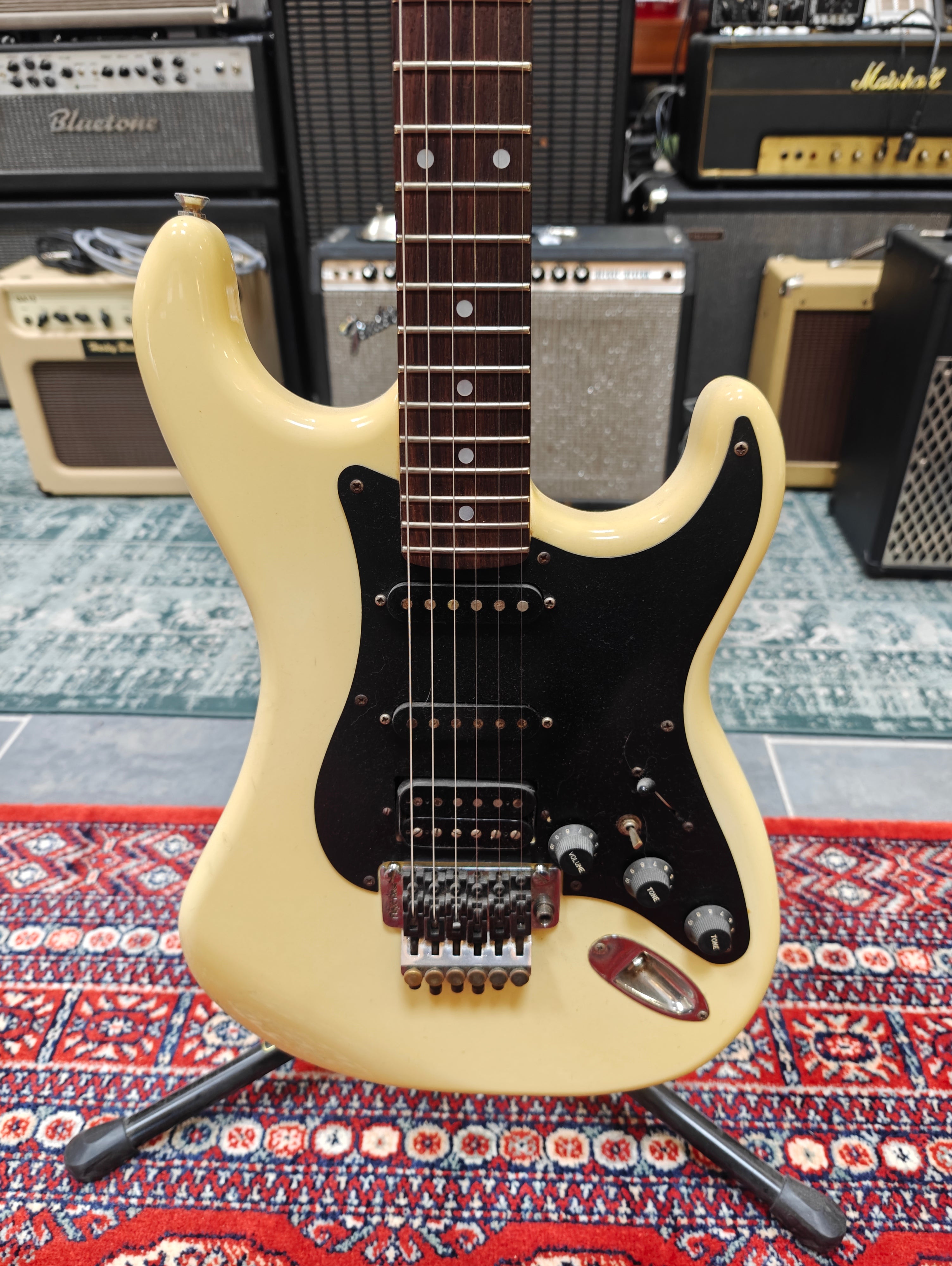 Kramer Focus 3000 Cream S:N 60634 1980s