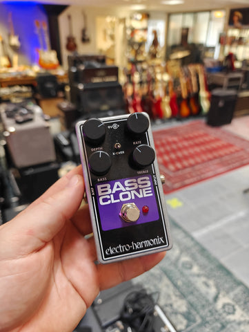 Electro-Harmonix Bass Clone
