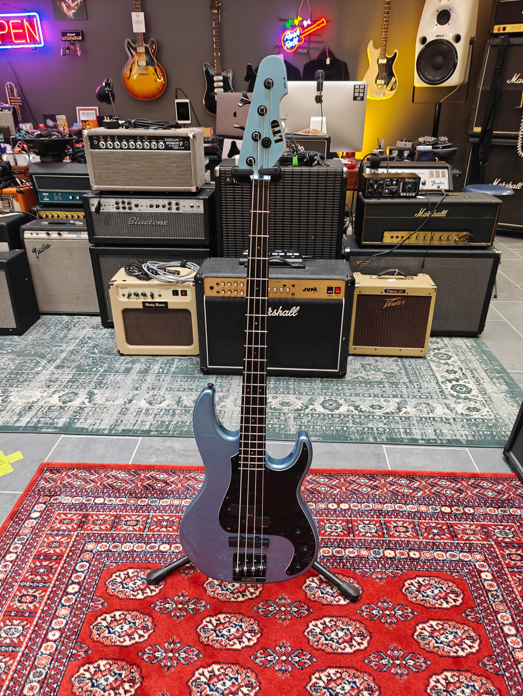 LTD AP-4