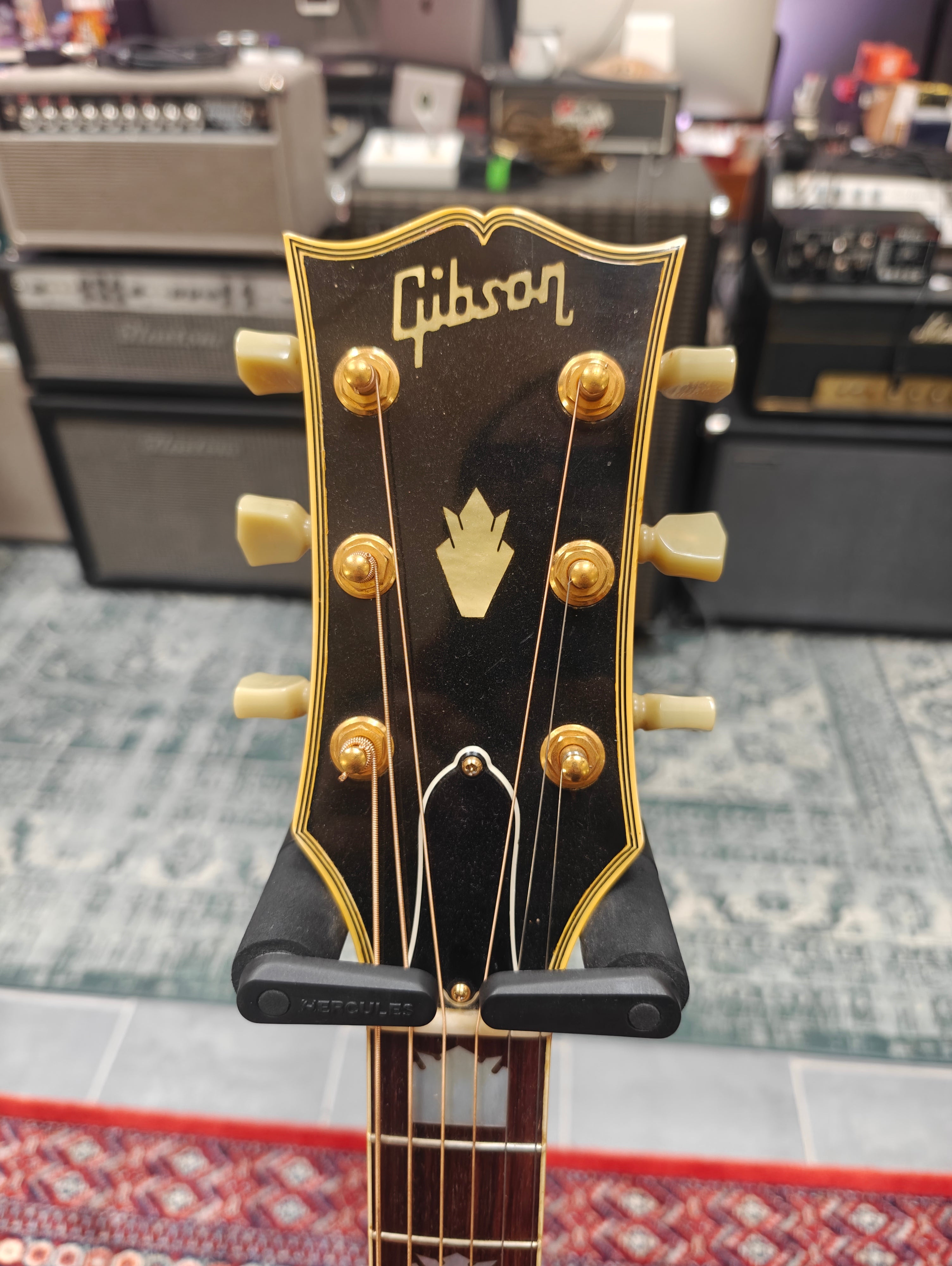 Gibson J-200 1987