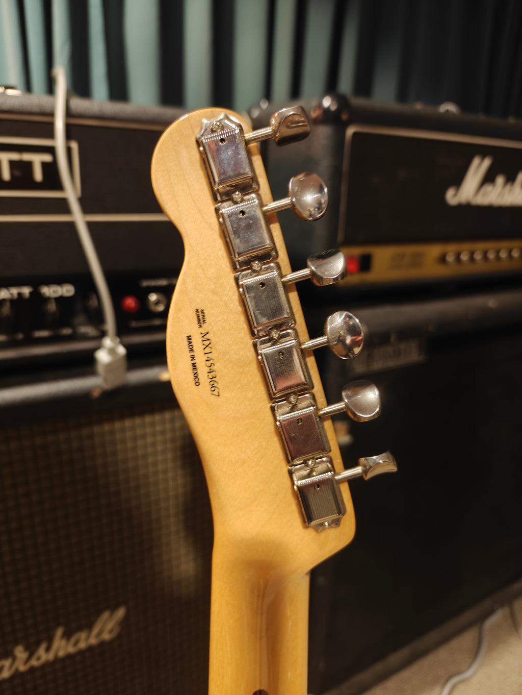 Fender Classic Player Baja Telecaster 2011