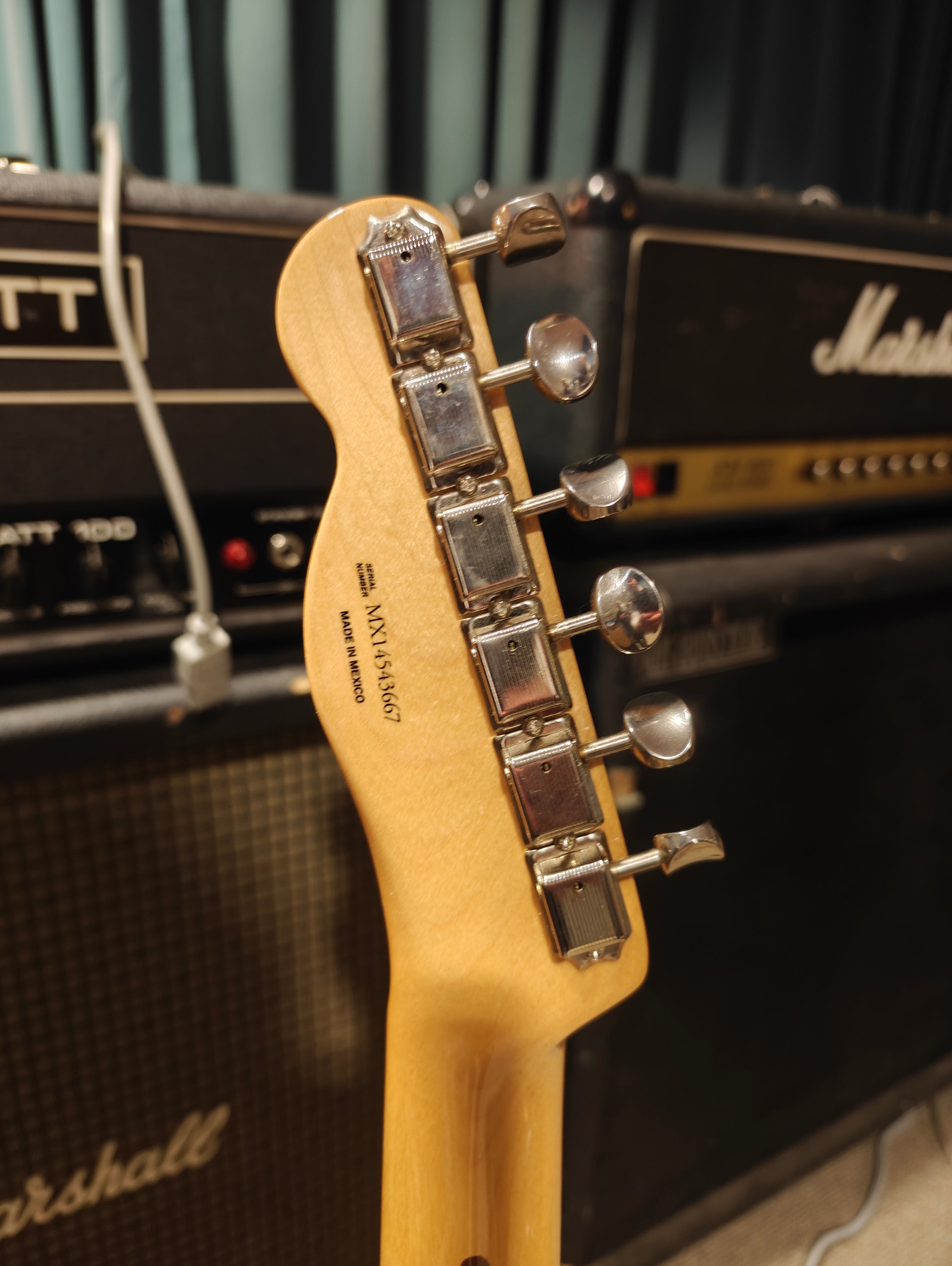 Fender Classic Player Baja Telecaster 2011
