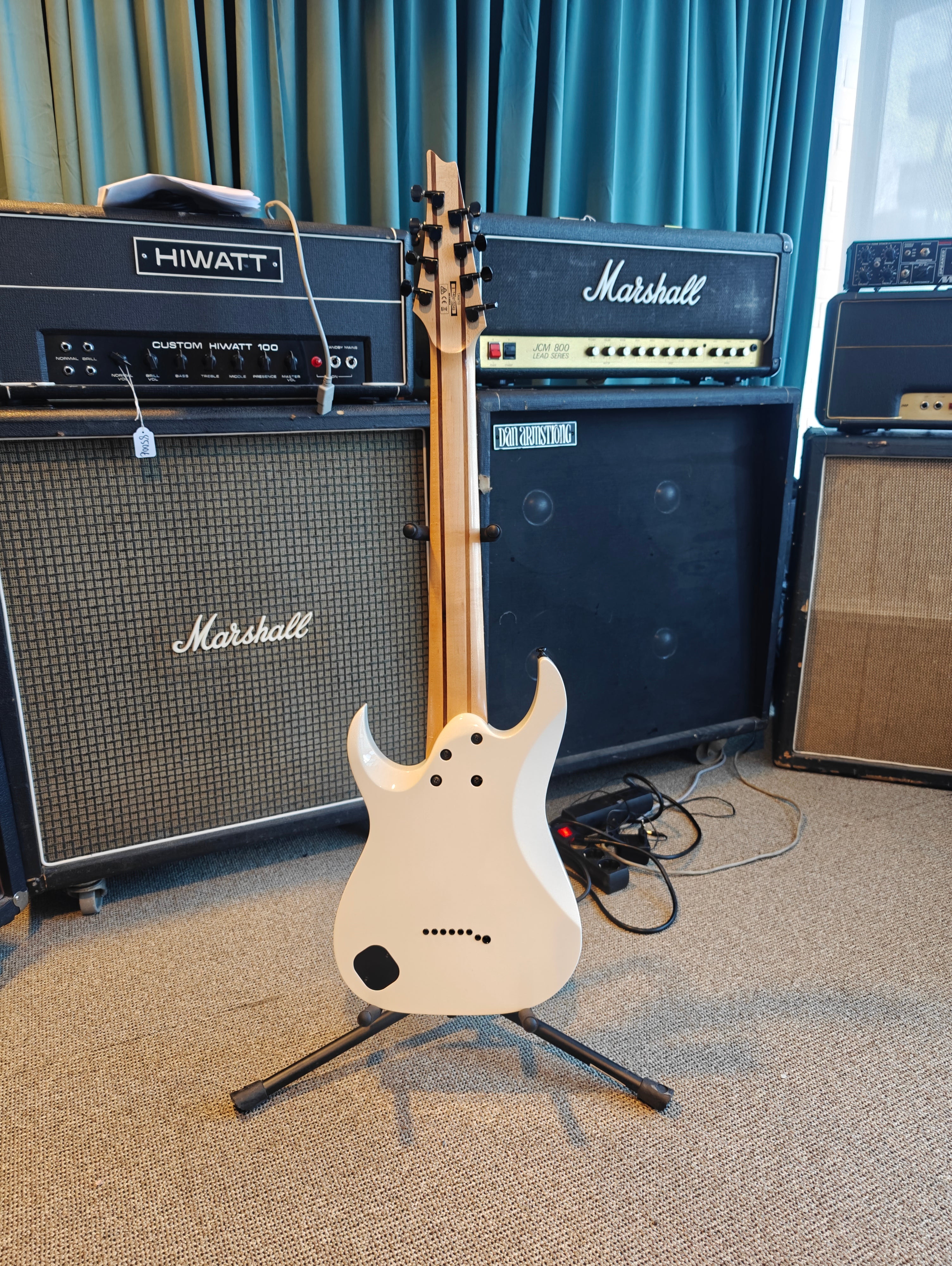 Ibanez TAM10 Tosin Abasi Signature