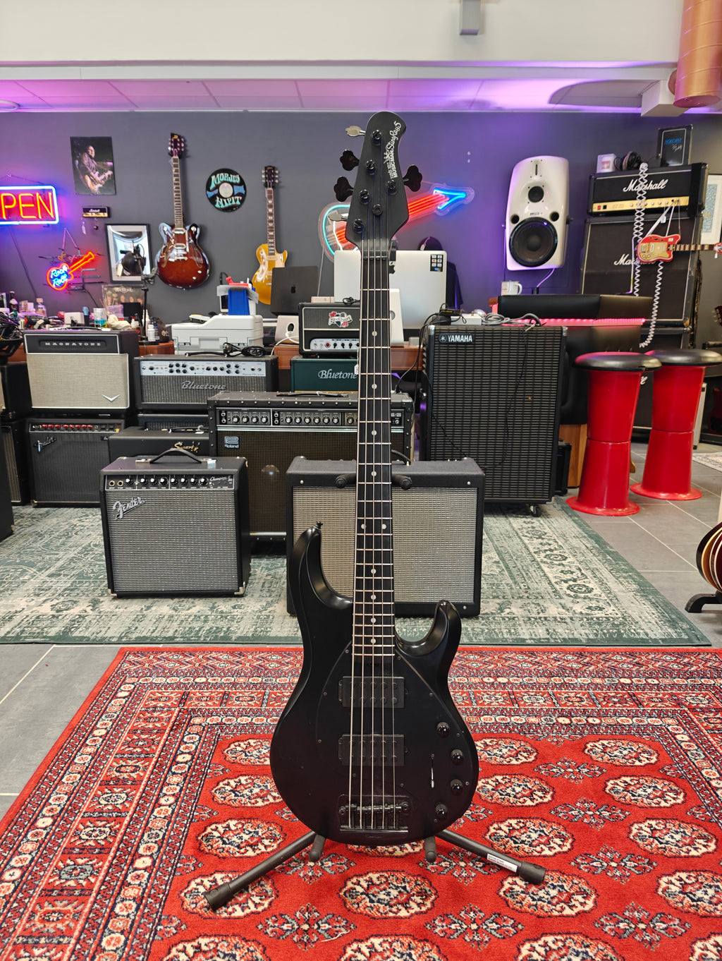 Music Man Stingray 5 HH 2010
