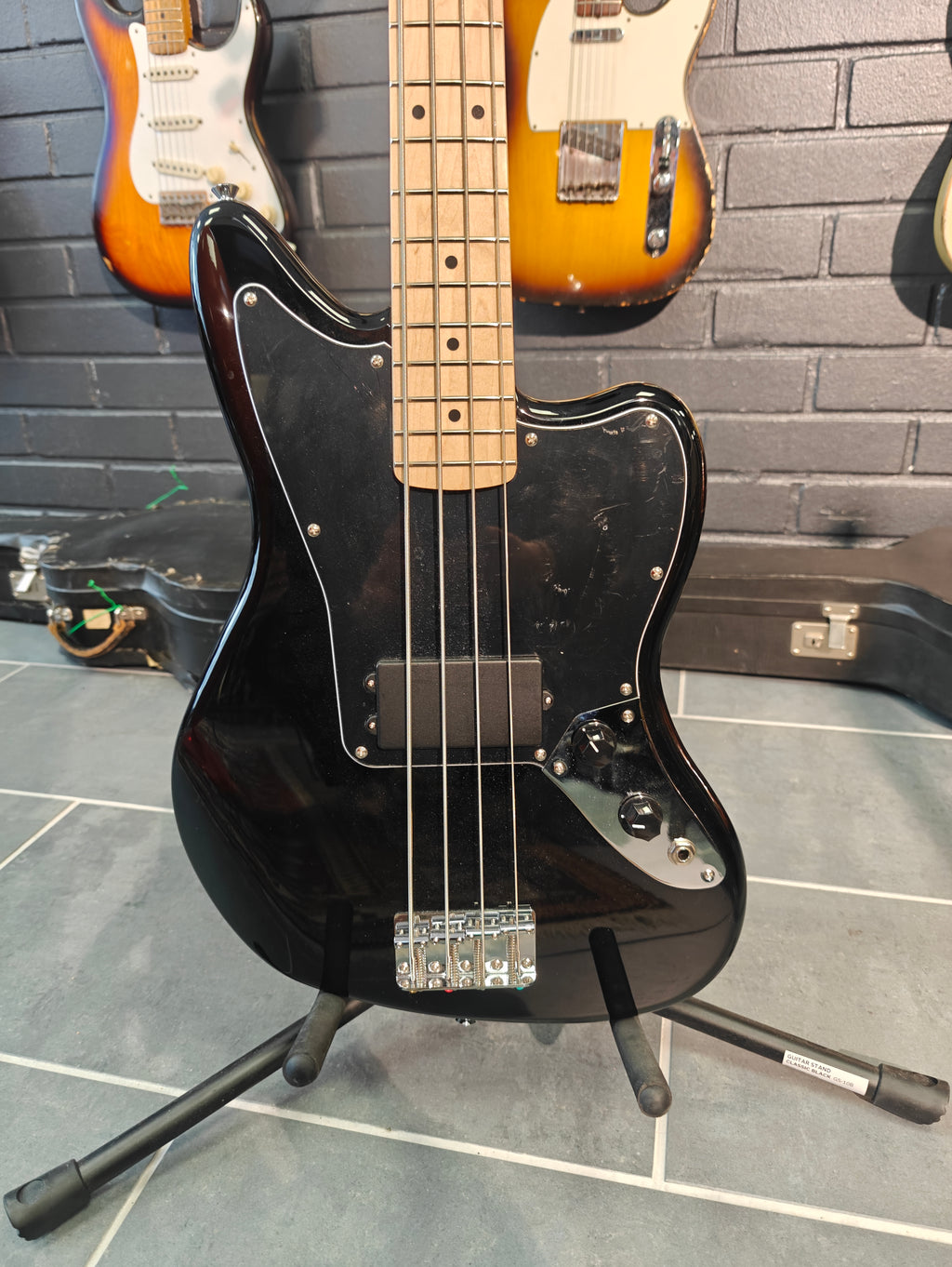 Squier Affinity Jaguar Bass