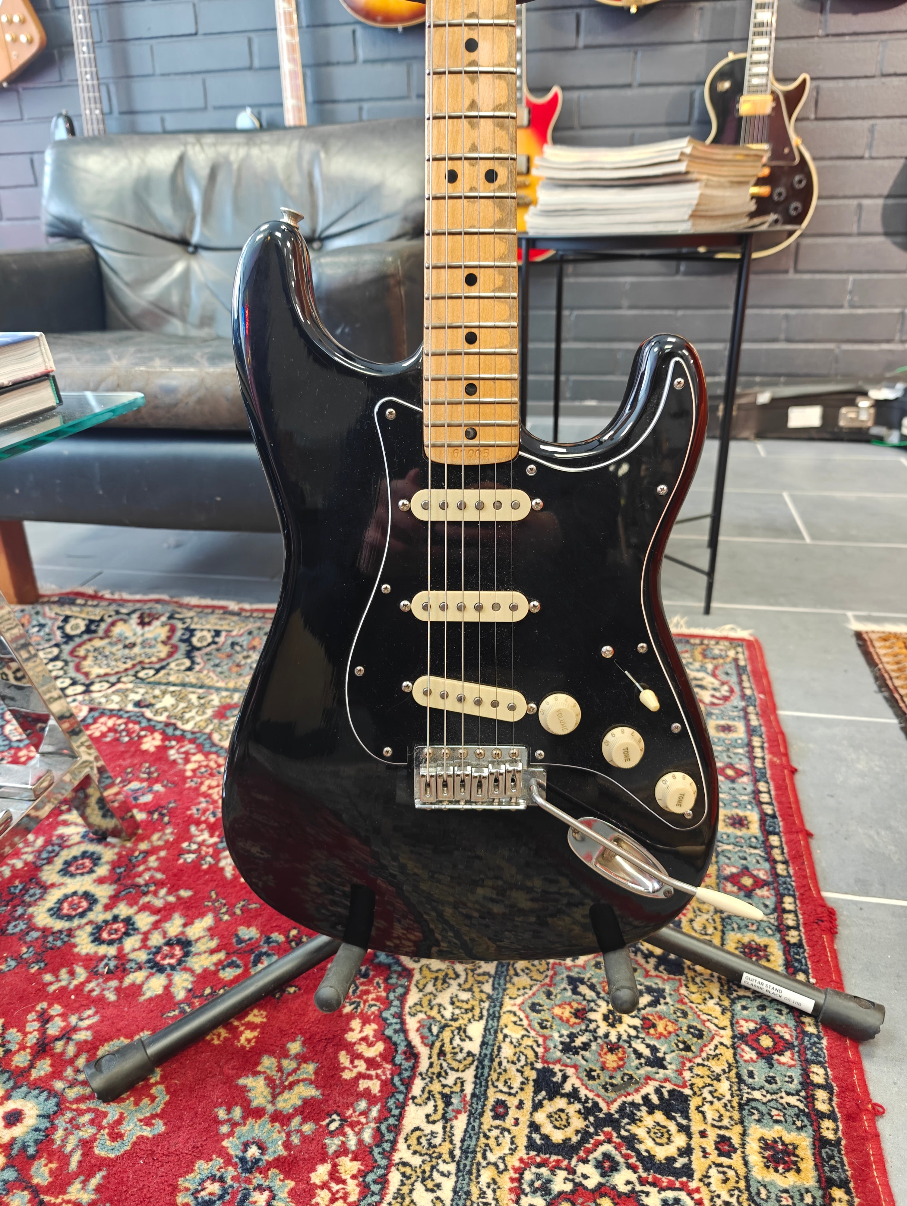 Fernandes FST-70 Burny Custom '76 Strat – Tonefest Guitar Gallery