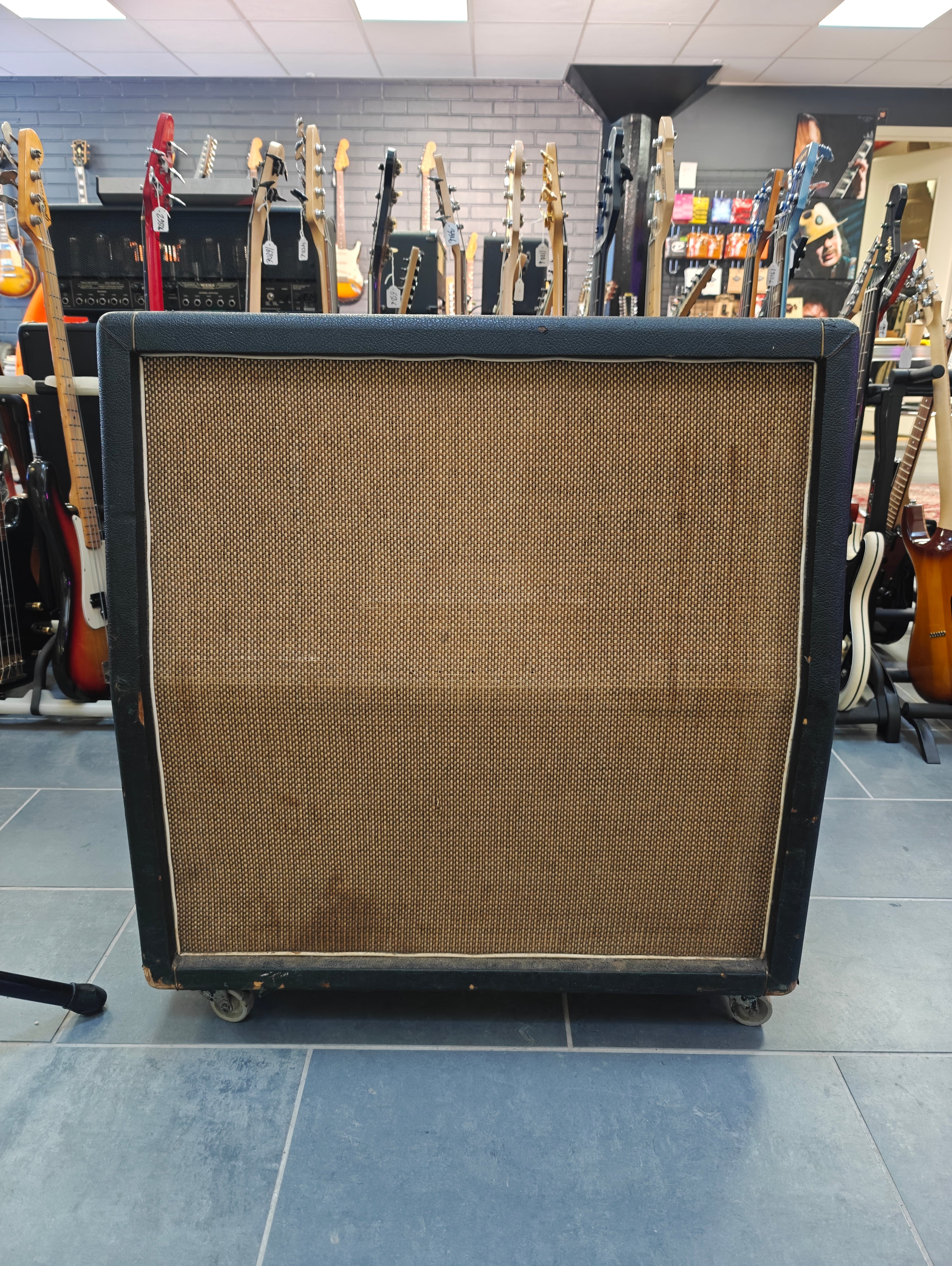 Marshall 4x12" A Cabinet 1970 "Basket Weave" Loaded w/ Celestion Greenback 1279 G12M