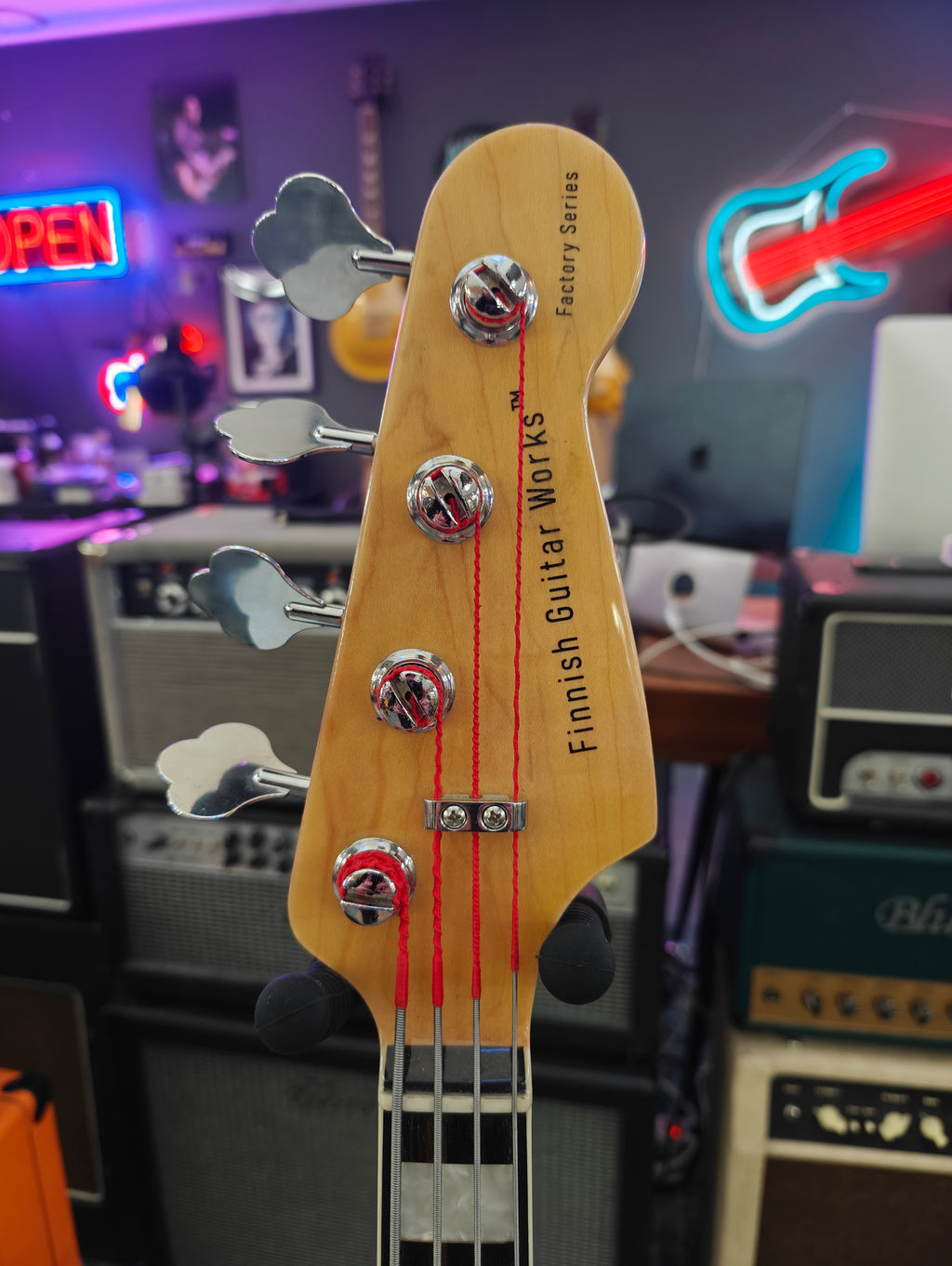 Finnish Guitar Works Factory Series J-Bass
