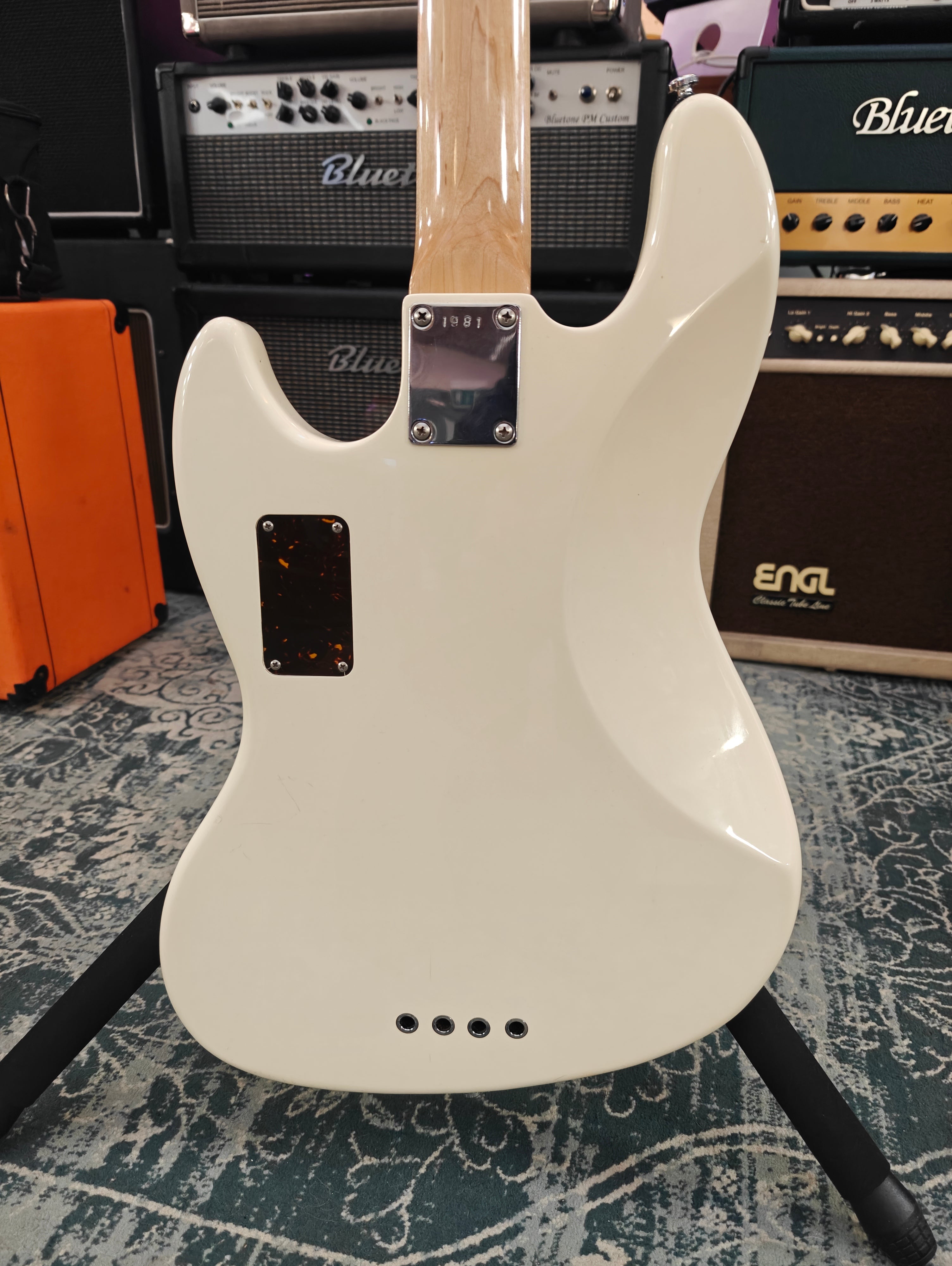 Finnish Guitar Works Factory Series J-Bass