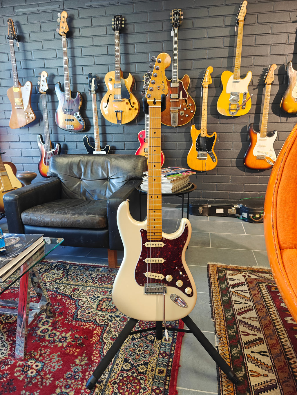 Fender Stratocaster Player Plus 2024