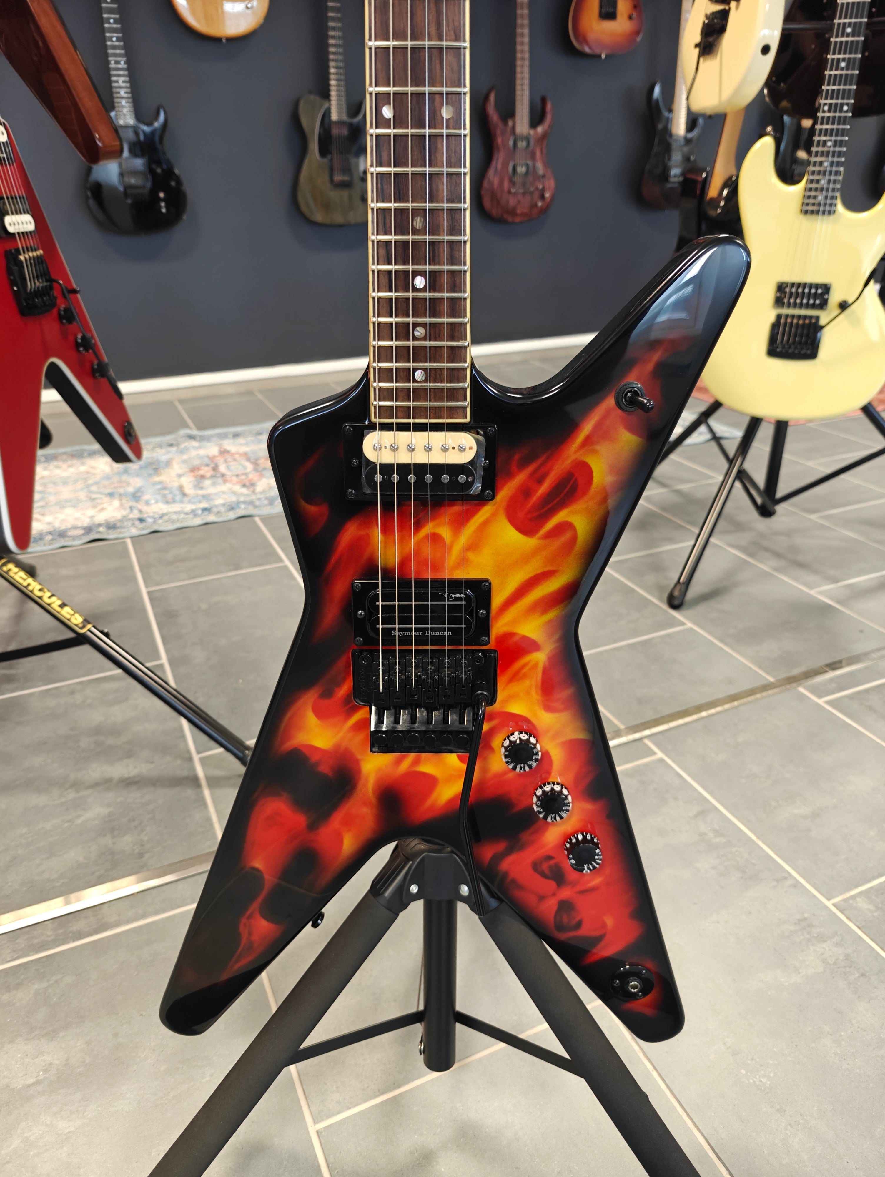DEAN ML Dimebag Dime-O-Flame + LLMLVZ Case