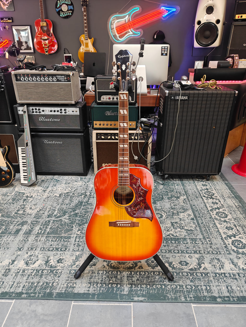 Epiphone Hummingbird Studio Made in China