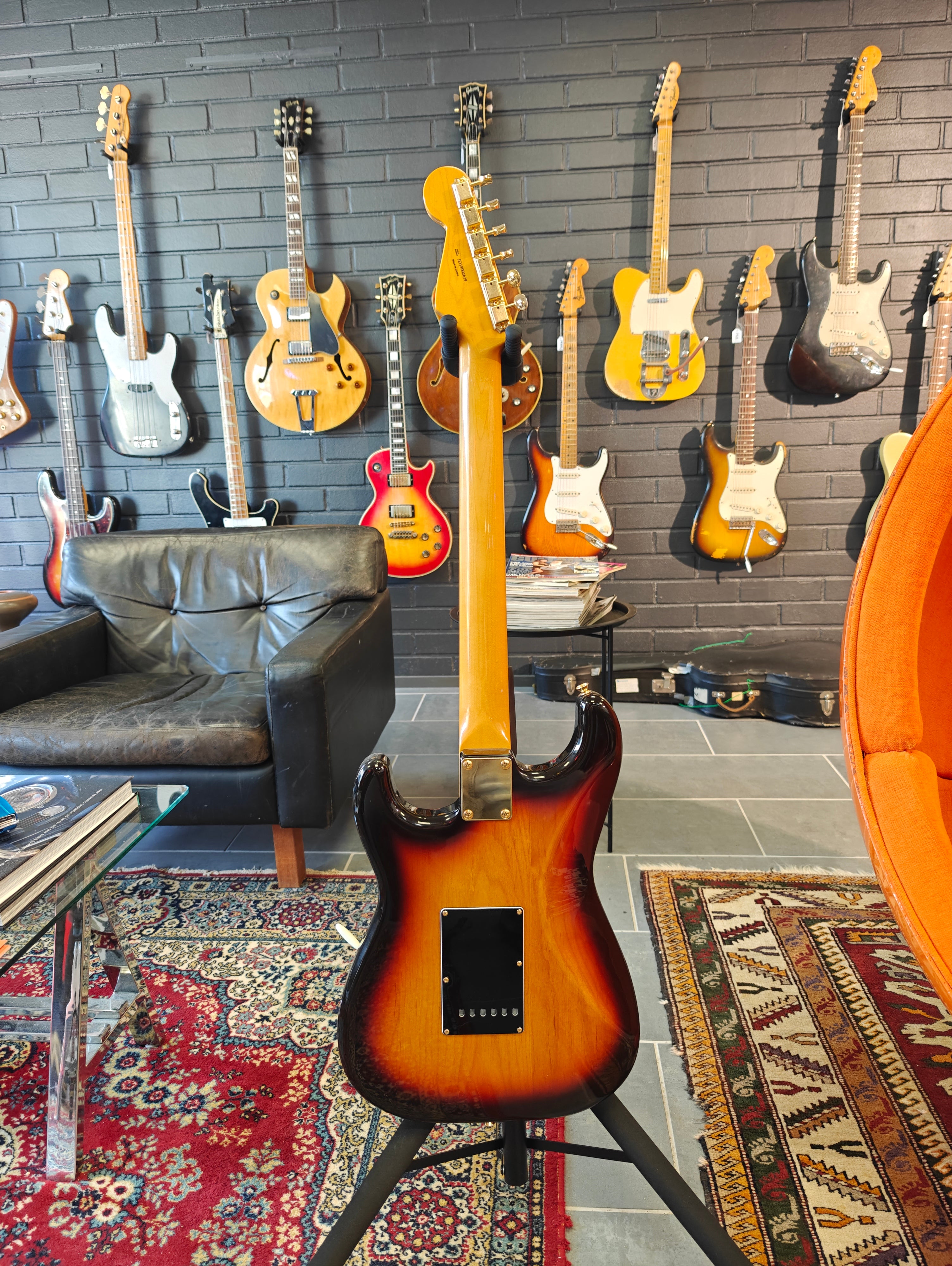 Fender Stratocaster Traditional 60s MIJ w/ Gold Hardware