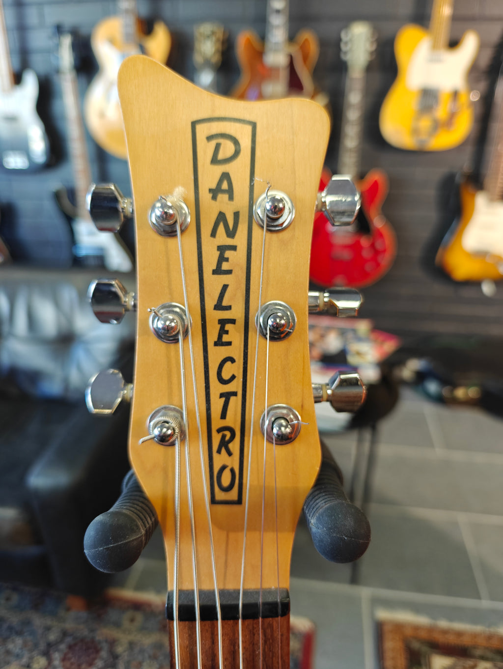 Danelectro Mod 6