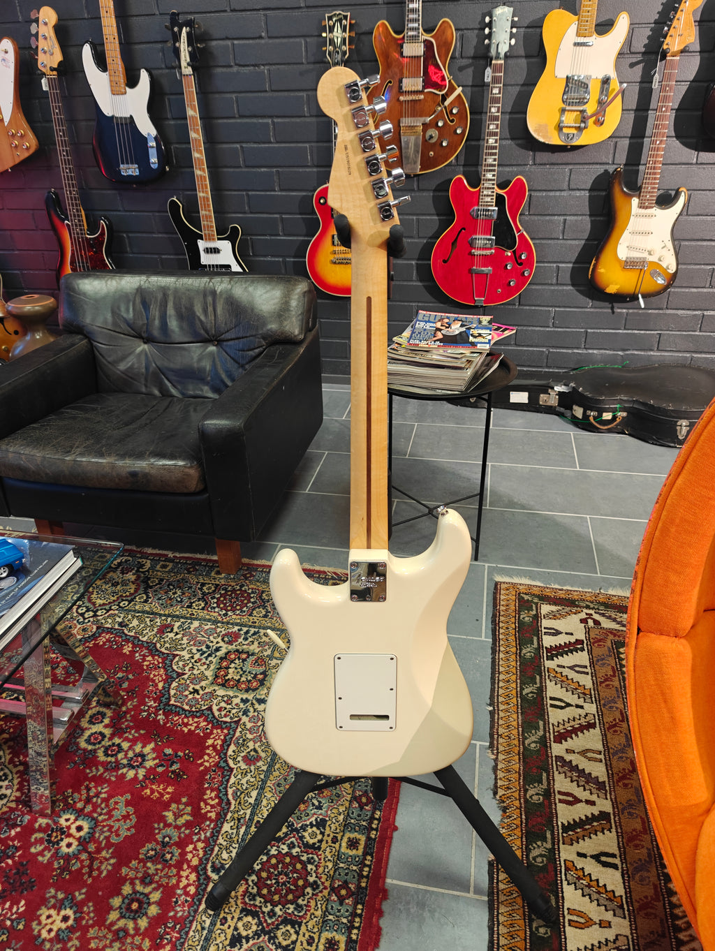 Fender American Pro Stratocaster 2019 Olympic White