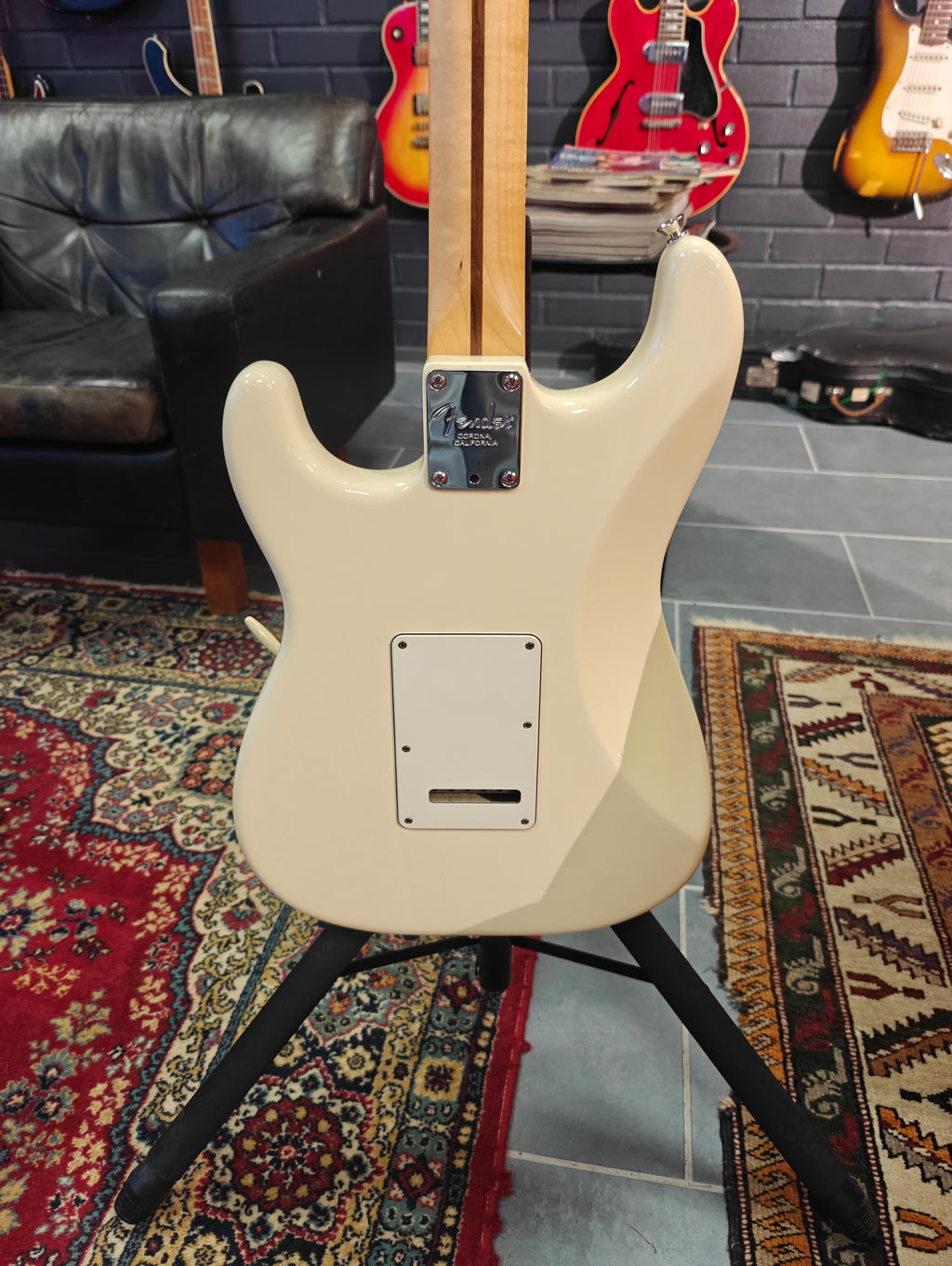 Fender American Pro Stratocaster 2019 Olympic White
