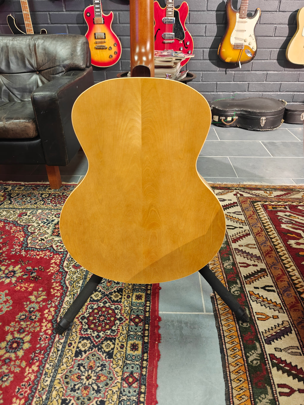Godin 5th Avenue Kingpin