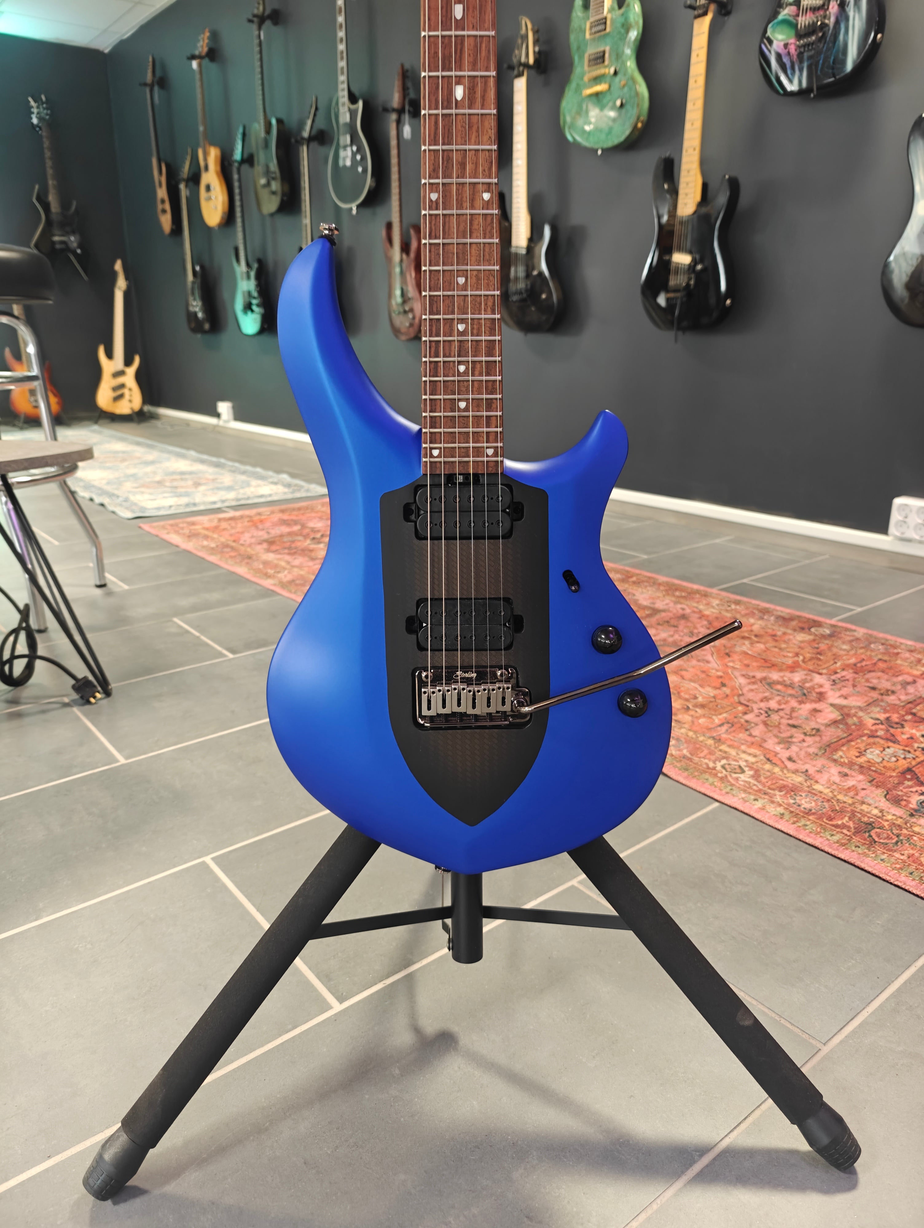 Sterling by Music Man Majesty 100 Siberian Sapphire