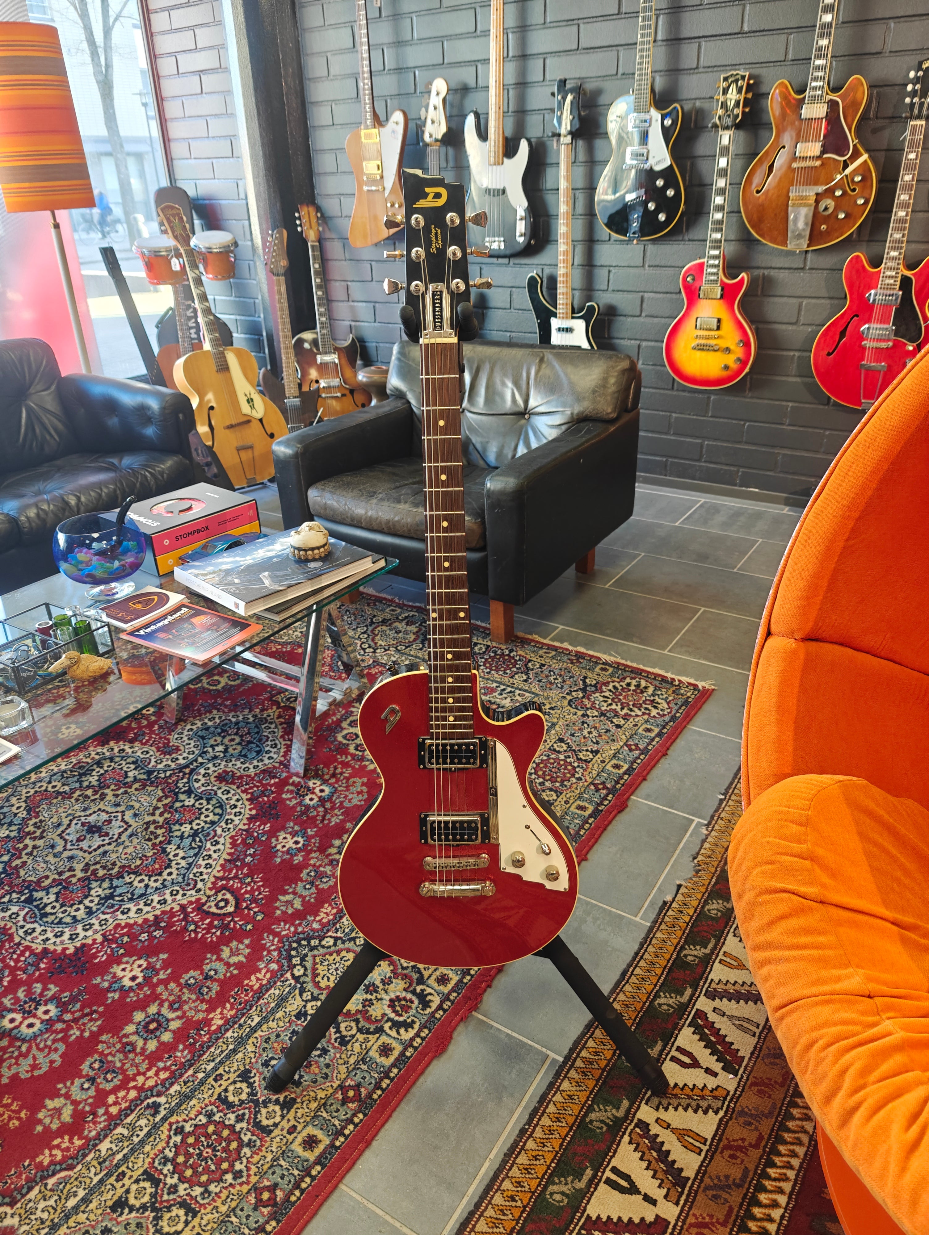 Duesenberg Starplayer Special – Tonefest Guitar Gallery