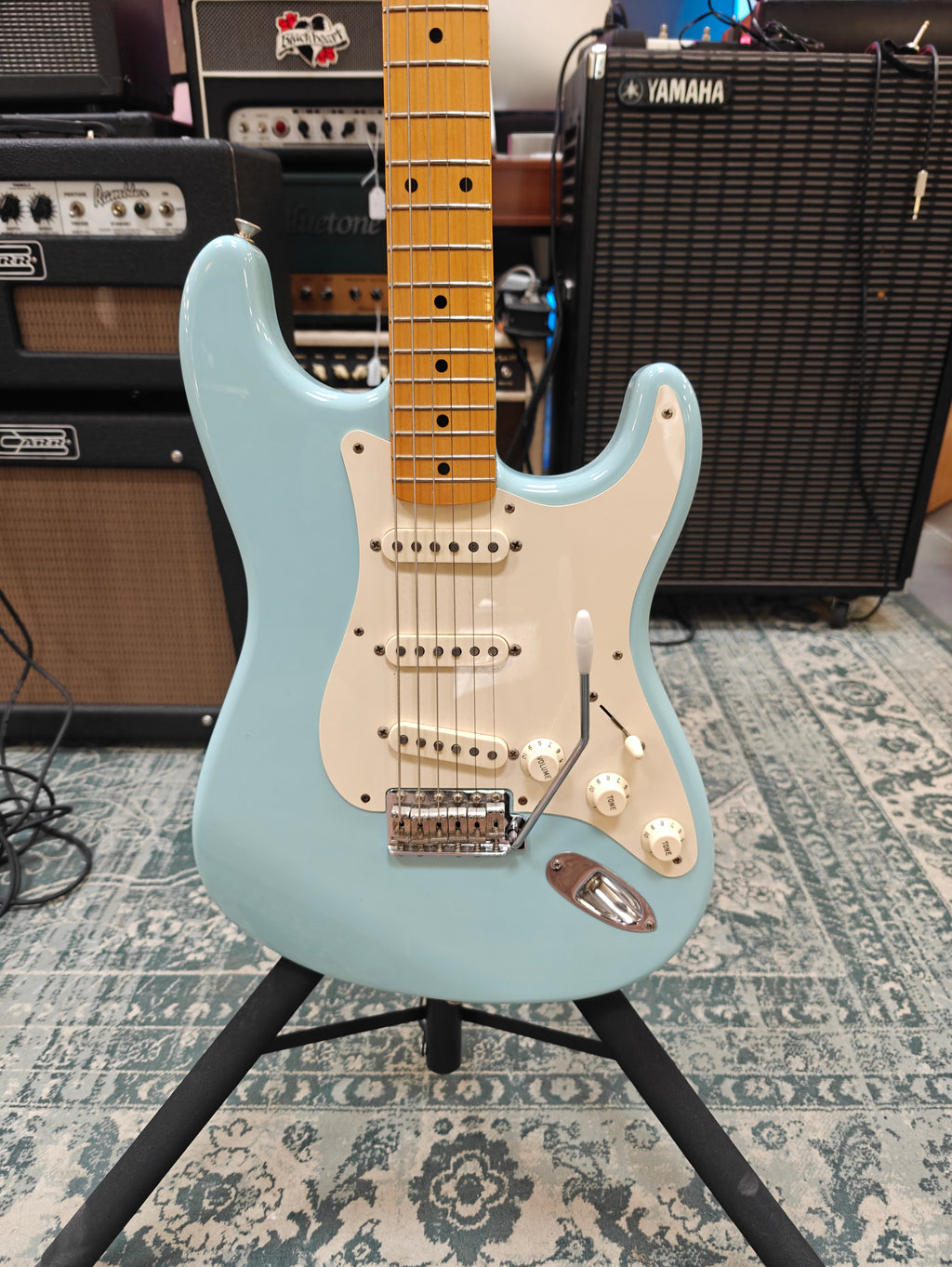 Fender Classic Series 50s Stratocaster Daphne Blue 2004