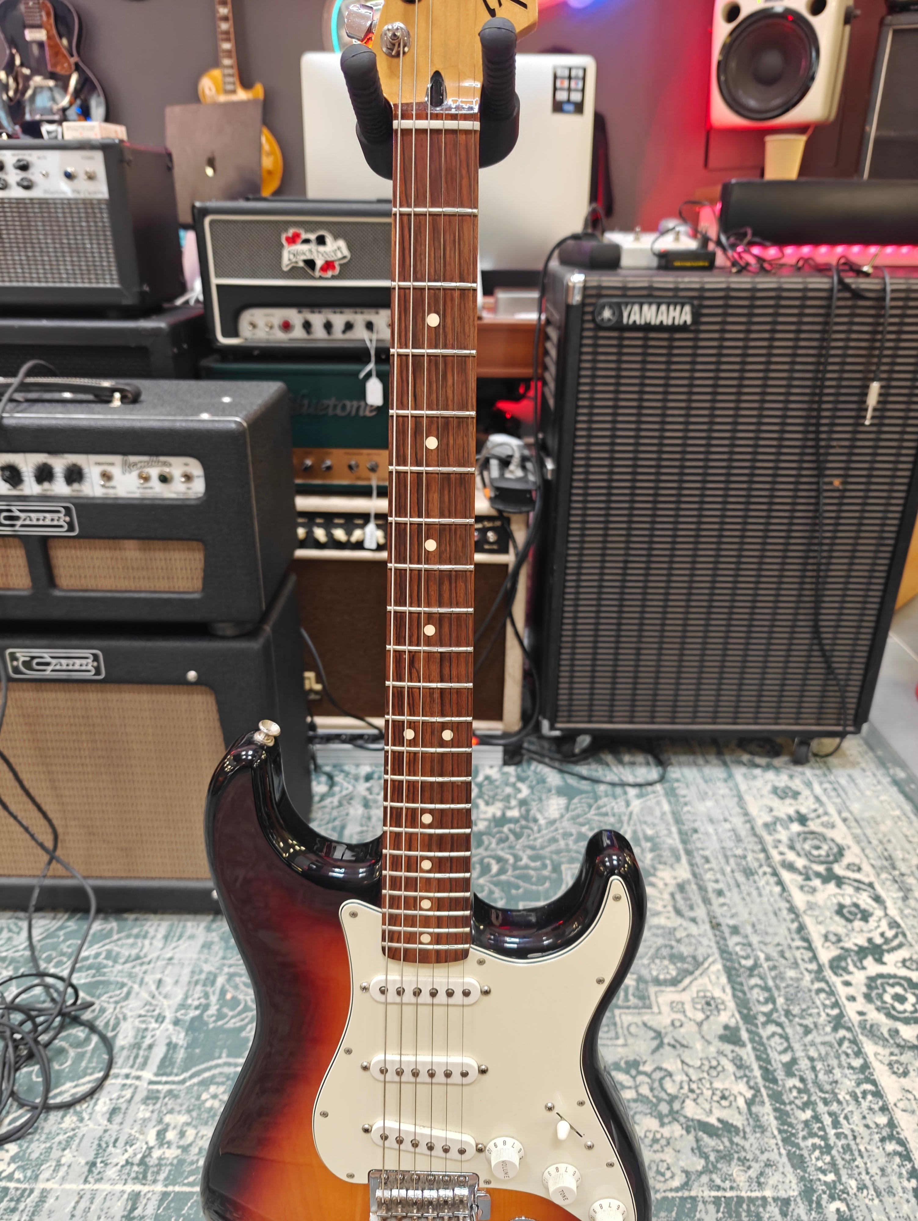 Fender Standard Stratocaster 2016