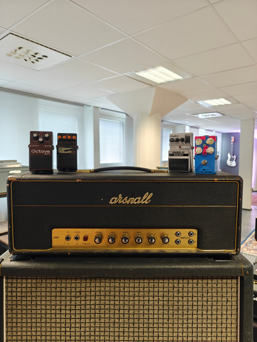 Marshall JMP "Plexi" 50W 1968 con gabinete Marshall Modelo 2034 de 120 vatios 8x10" Ex-Petri Walli de Kingston Wall