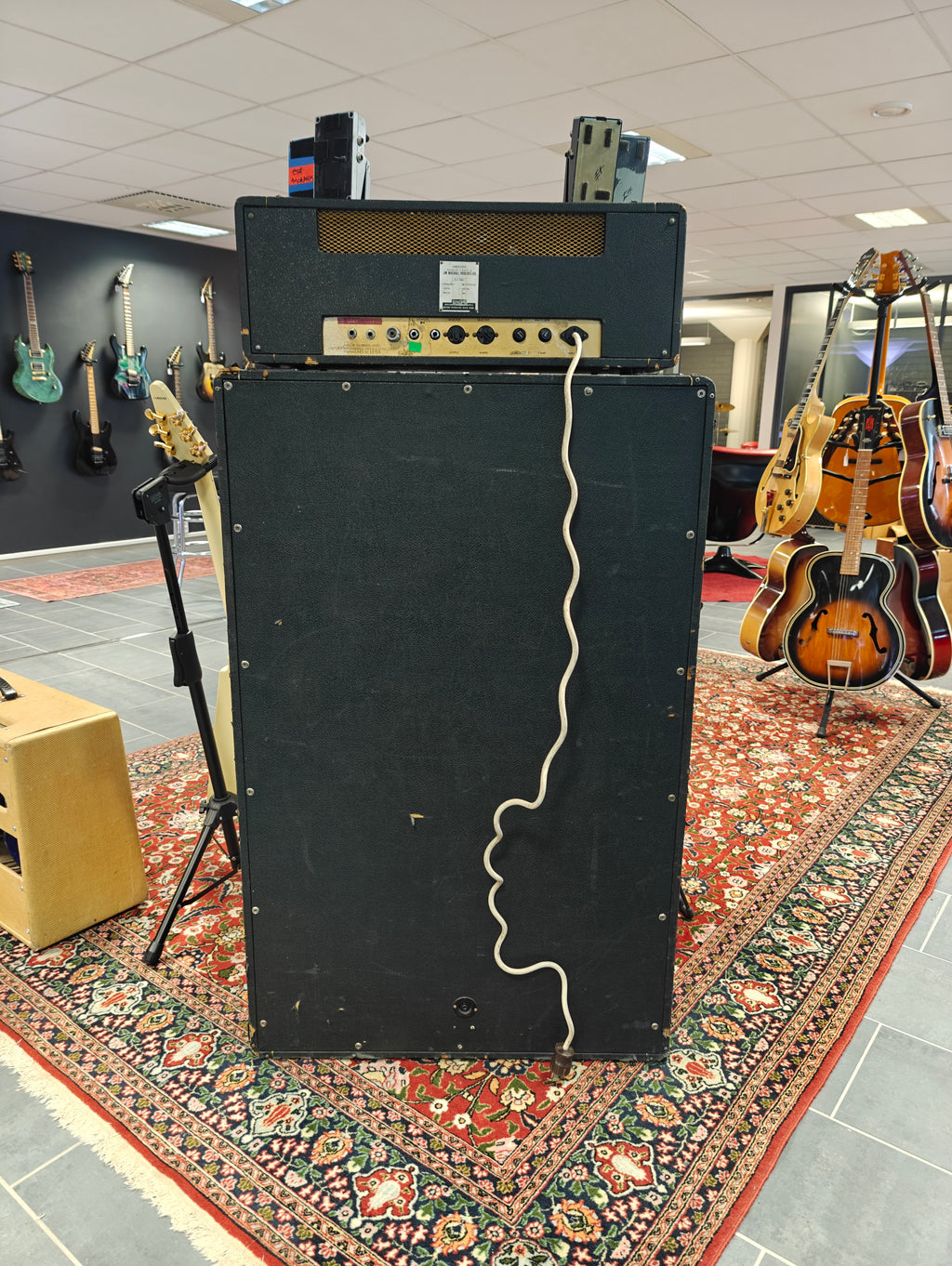 Marshall JMP "Plexi" 50W 1968 con gabinete Marshall Modelo 2034 de 120 vatios 8x10" Ex-Petri Walli de Kingston Wall