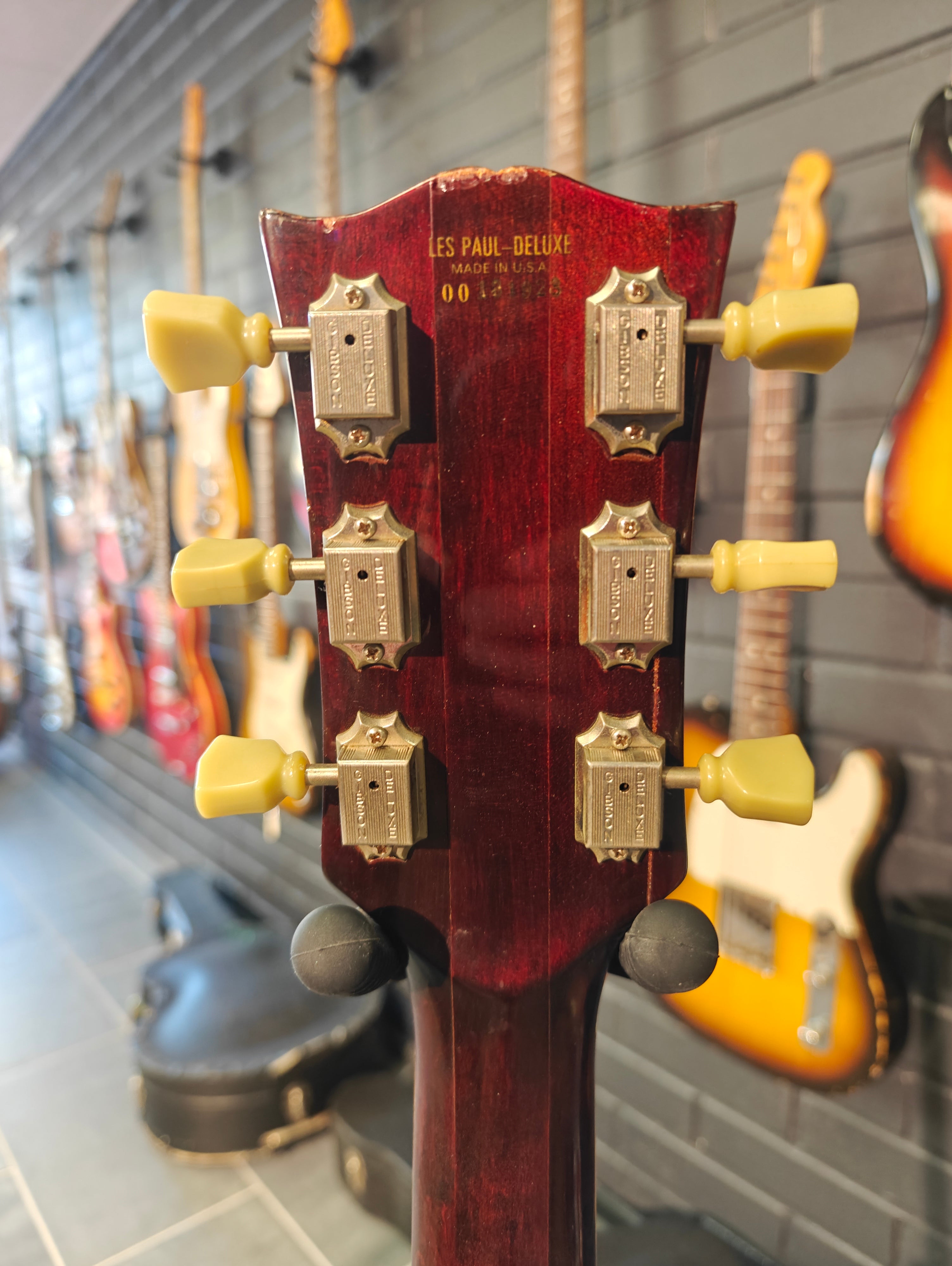 Gibson Les Paul Deluxe 1976 Wine Red