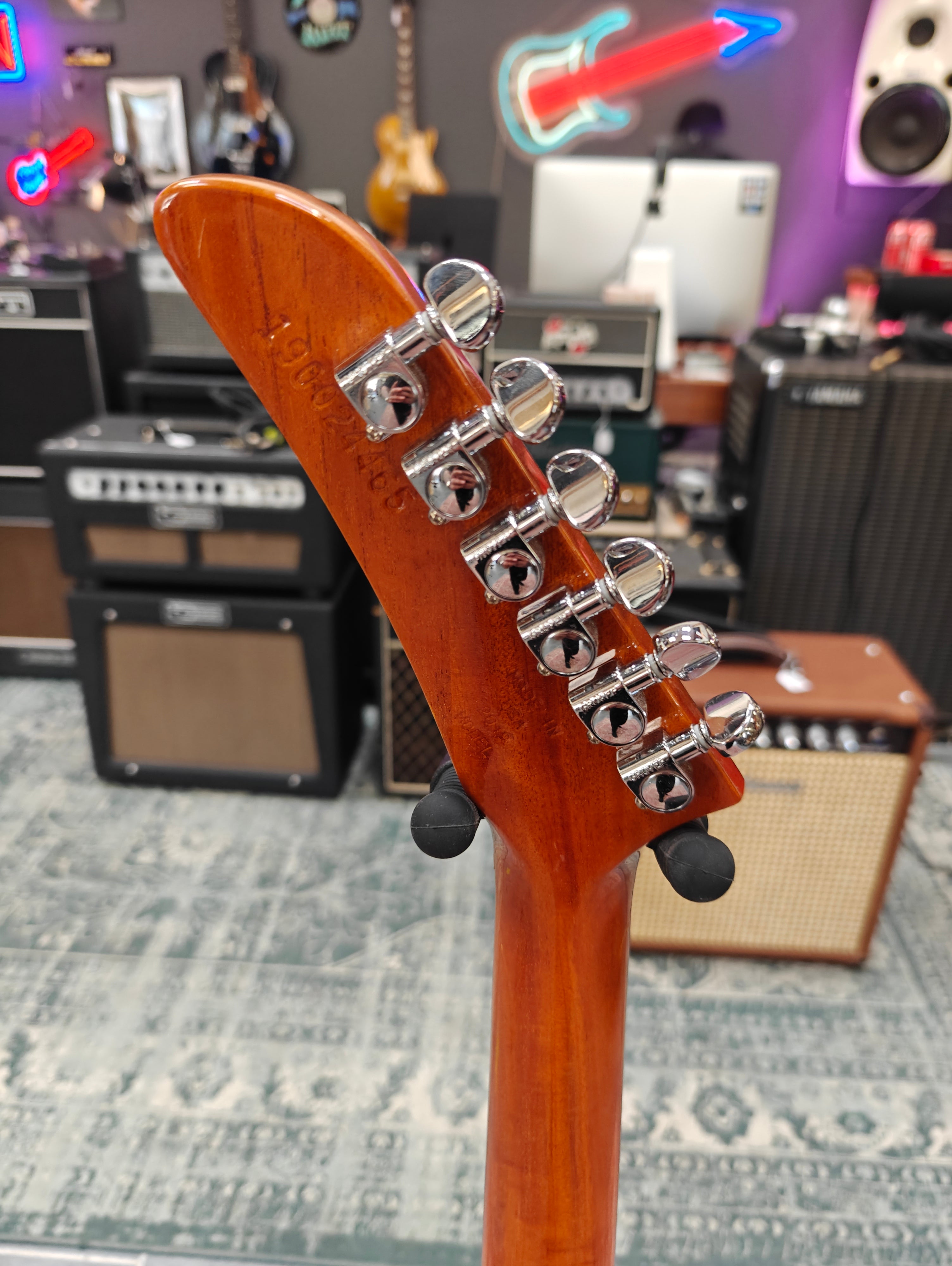 Gibson Explorer Antique Natural 2019