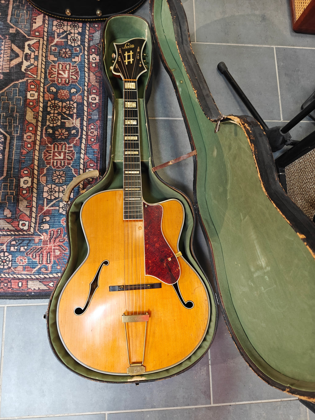 Levin Royal 1951