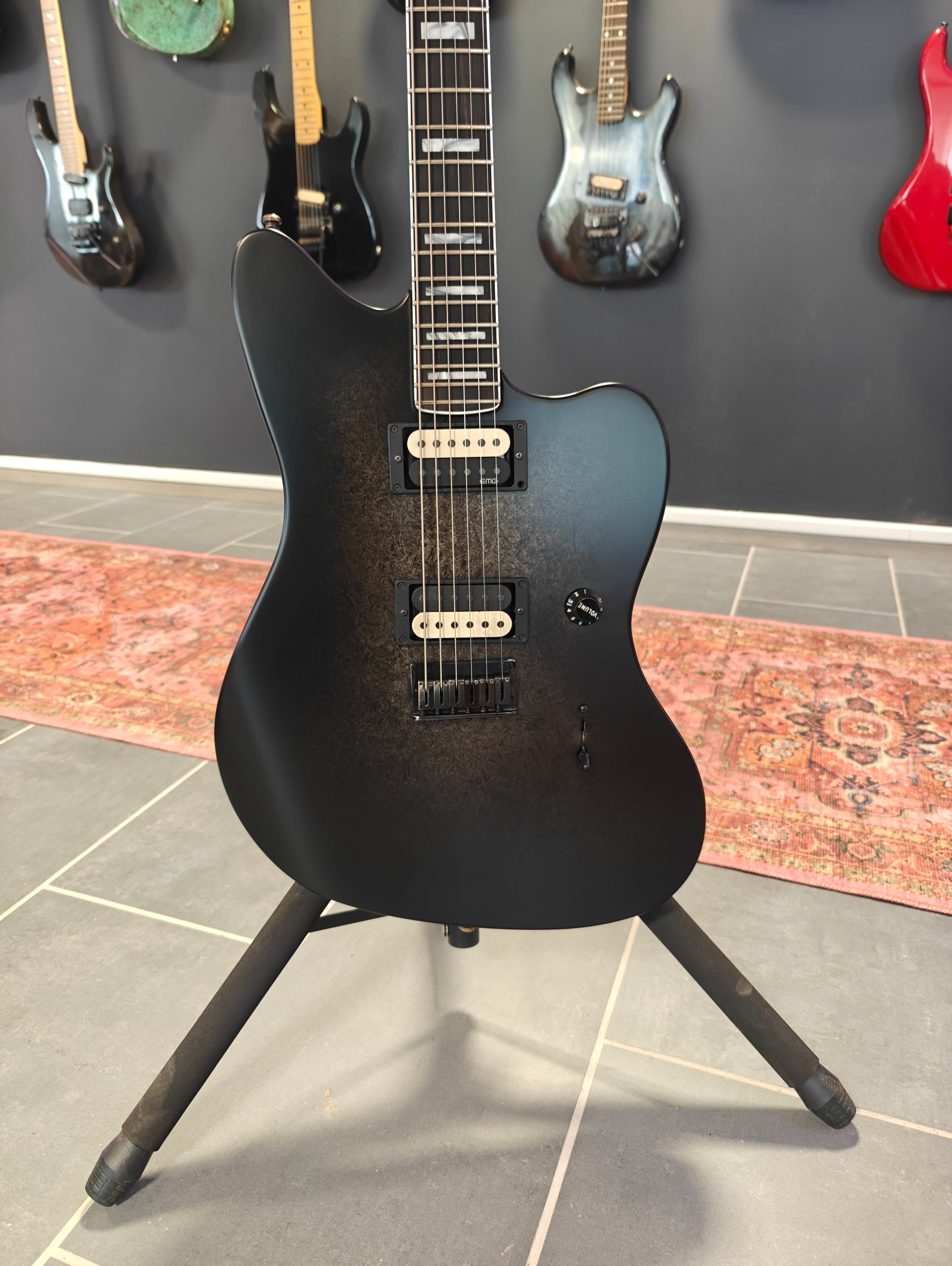 Fender Jim Root Jazzmaster V4 Refin – Tonefest Guitar Gallery