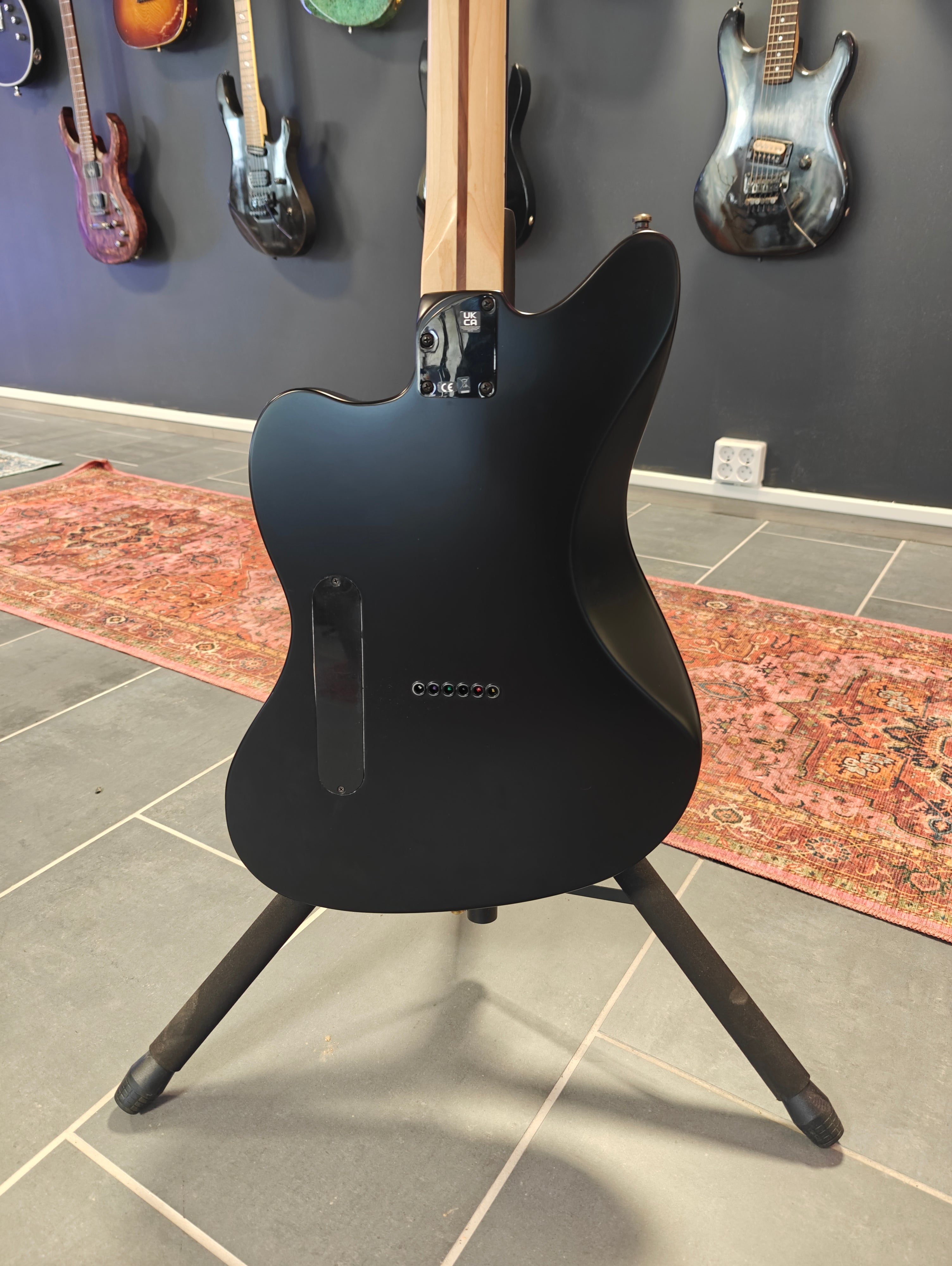 Fender Jim Root Jazzmaster V4 Refin – Tonefest Guitar Gallery