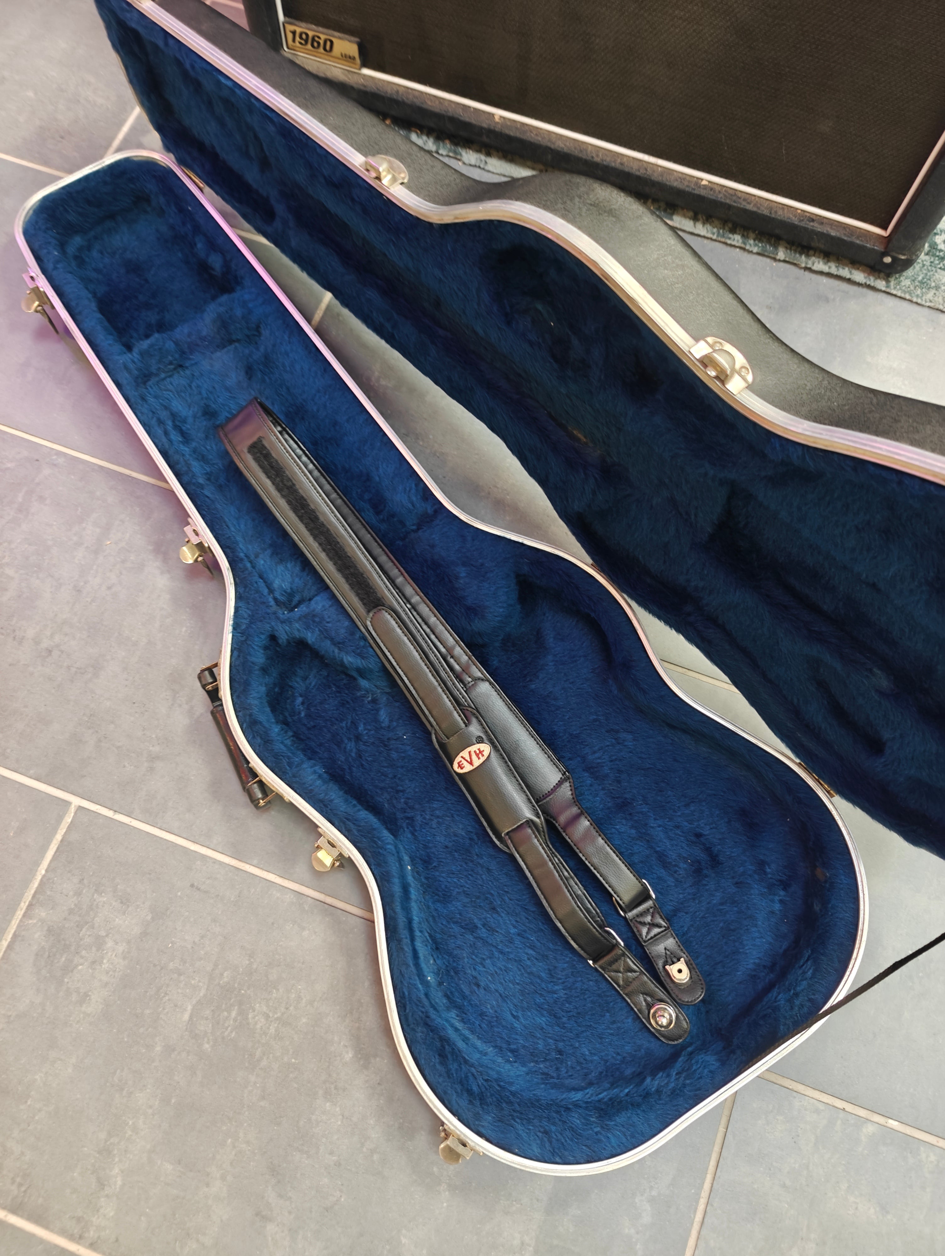 RESERVED Peavey Wolfgang Standard 2001 USA