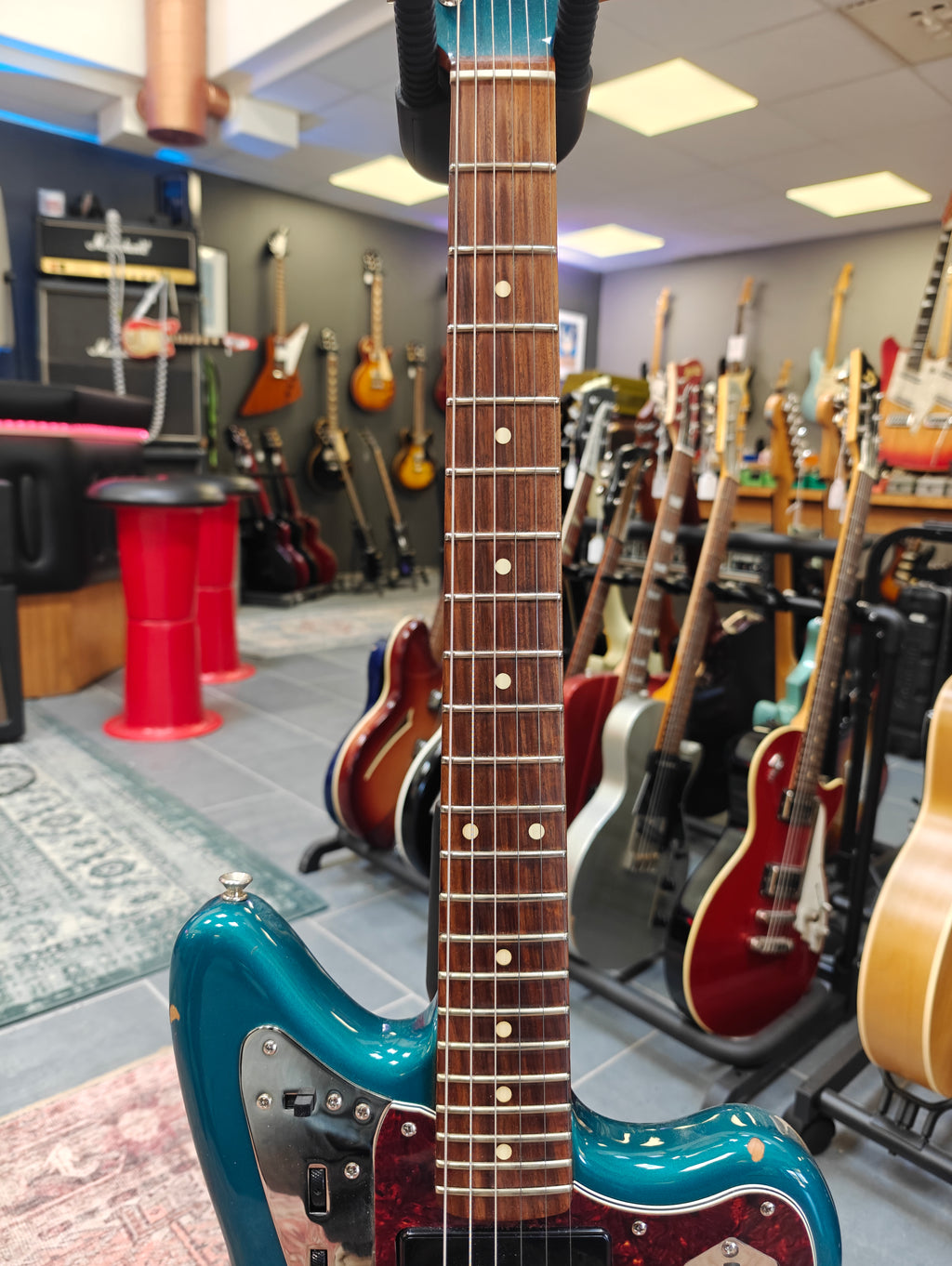 Fender Vintera '60s Jaguar Ocean Turquoise w/ Lollar P90s