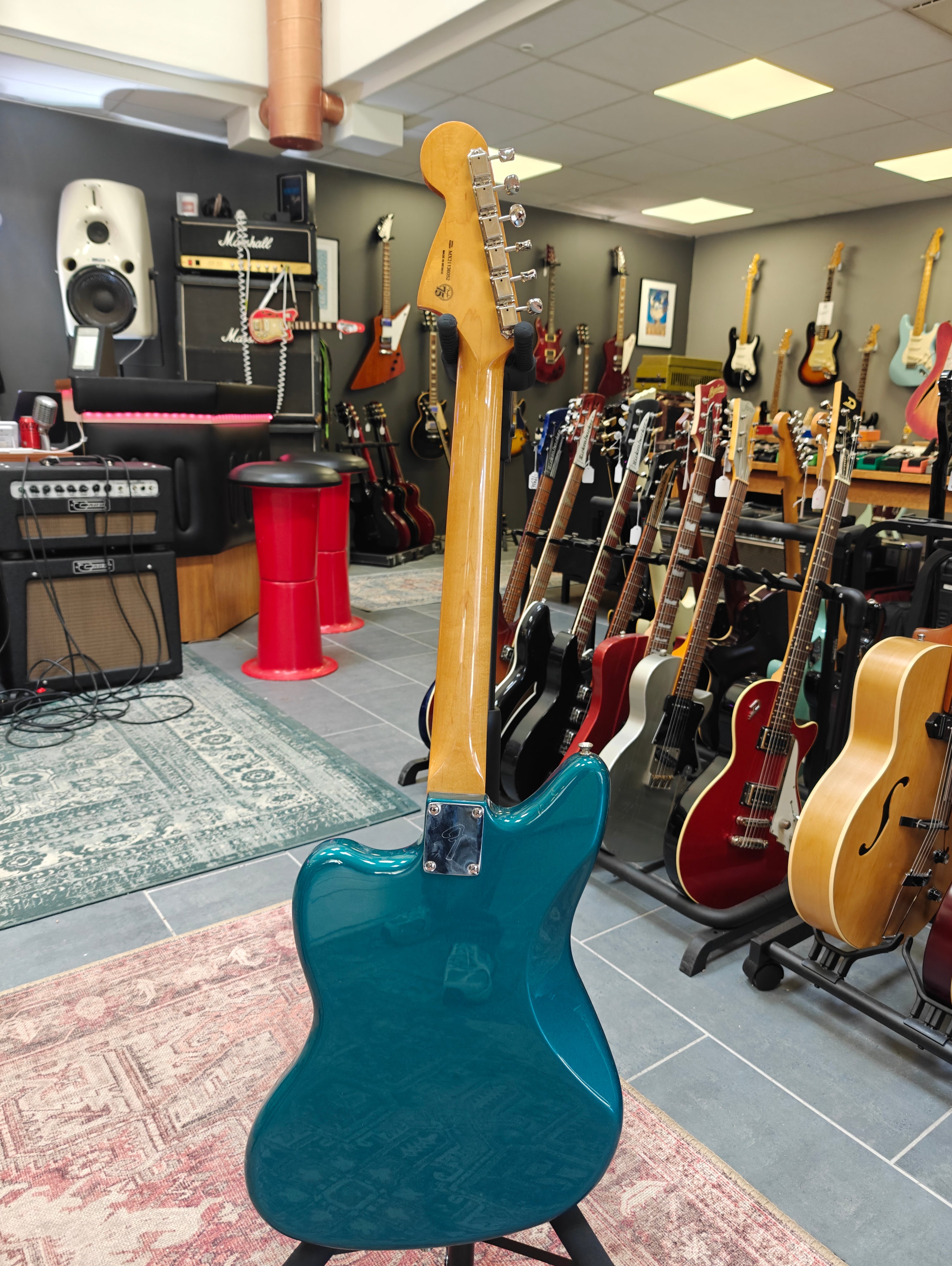 Fender Vintera '60s Jaguar Ocean Turquoise w/ Lollar P90s