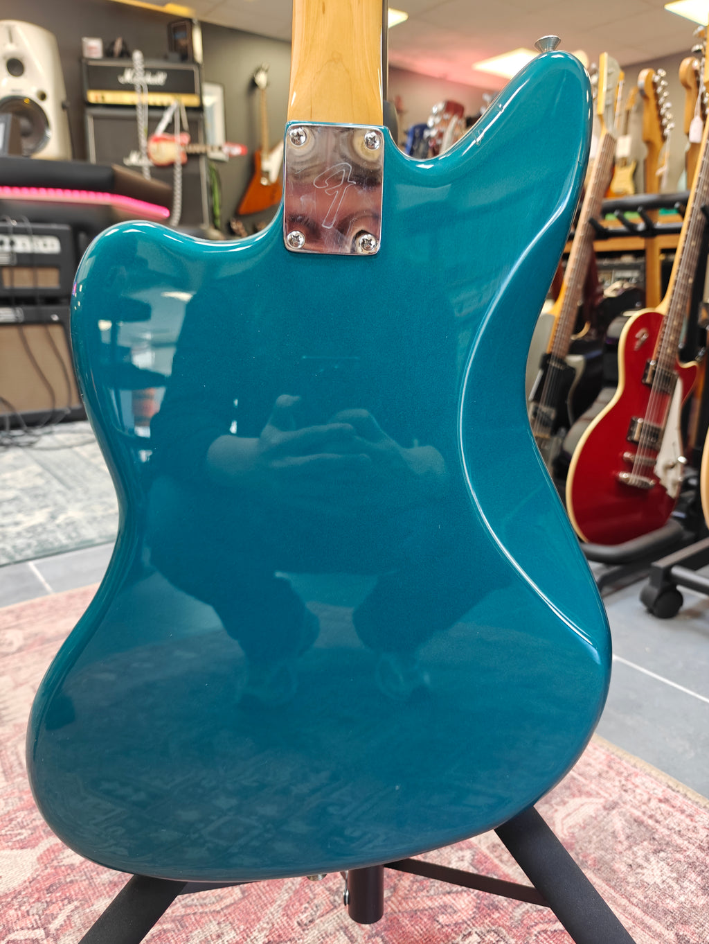 Fender Vintera '60s Jaguar Ocean Turquoise w/ Lollar P90s