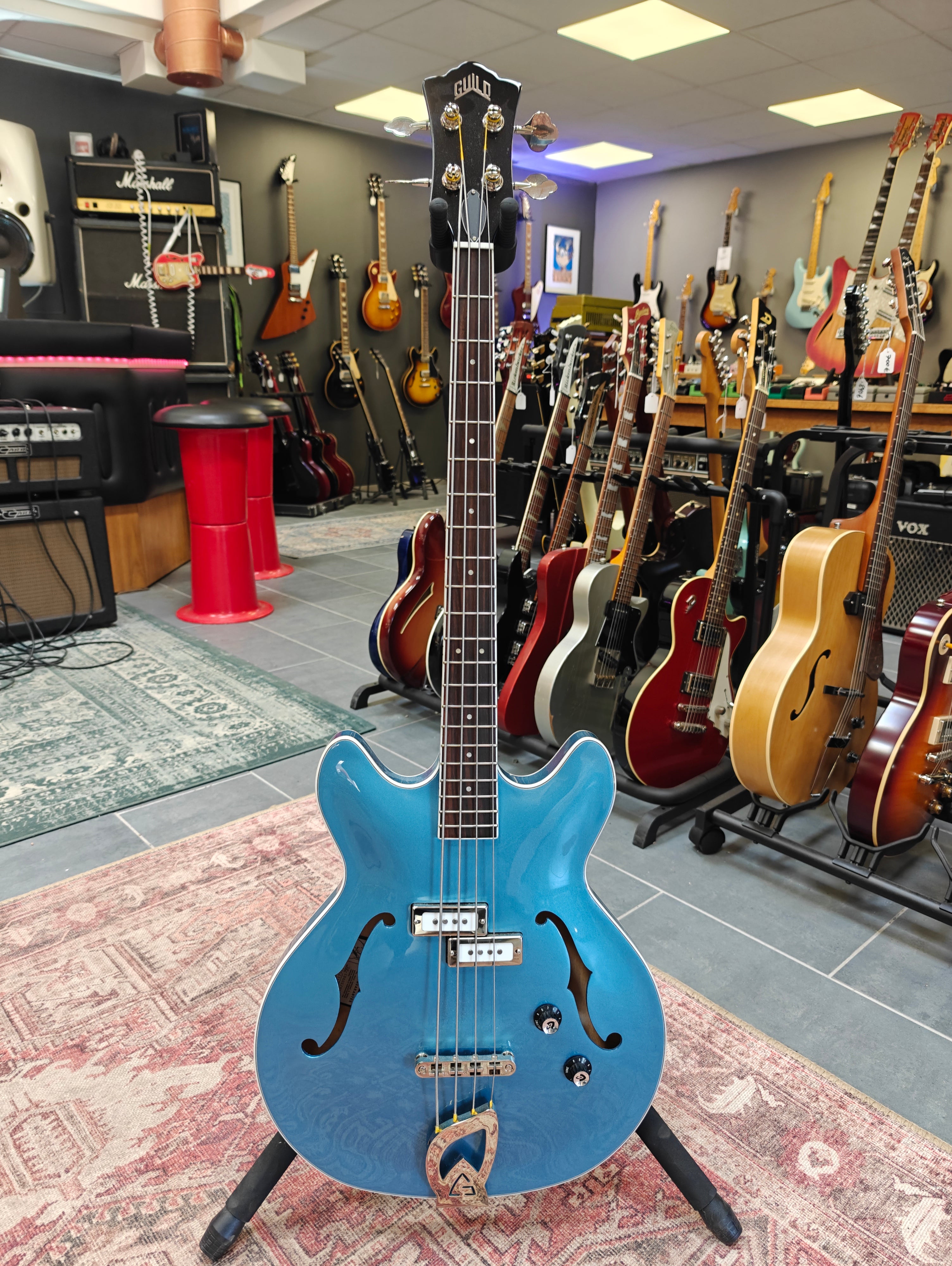 Guild Starfire I Bass Pelham Blue