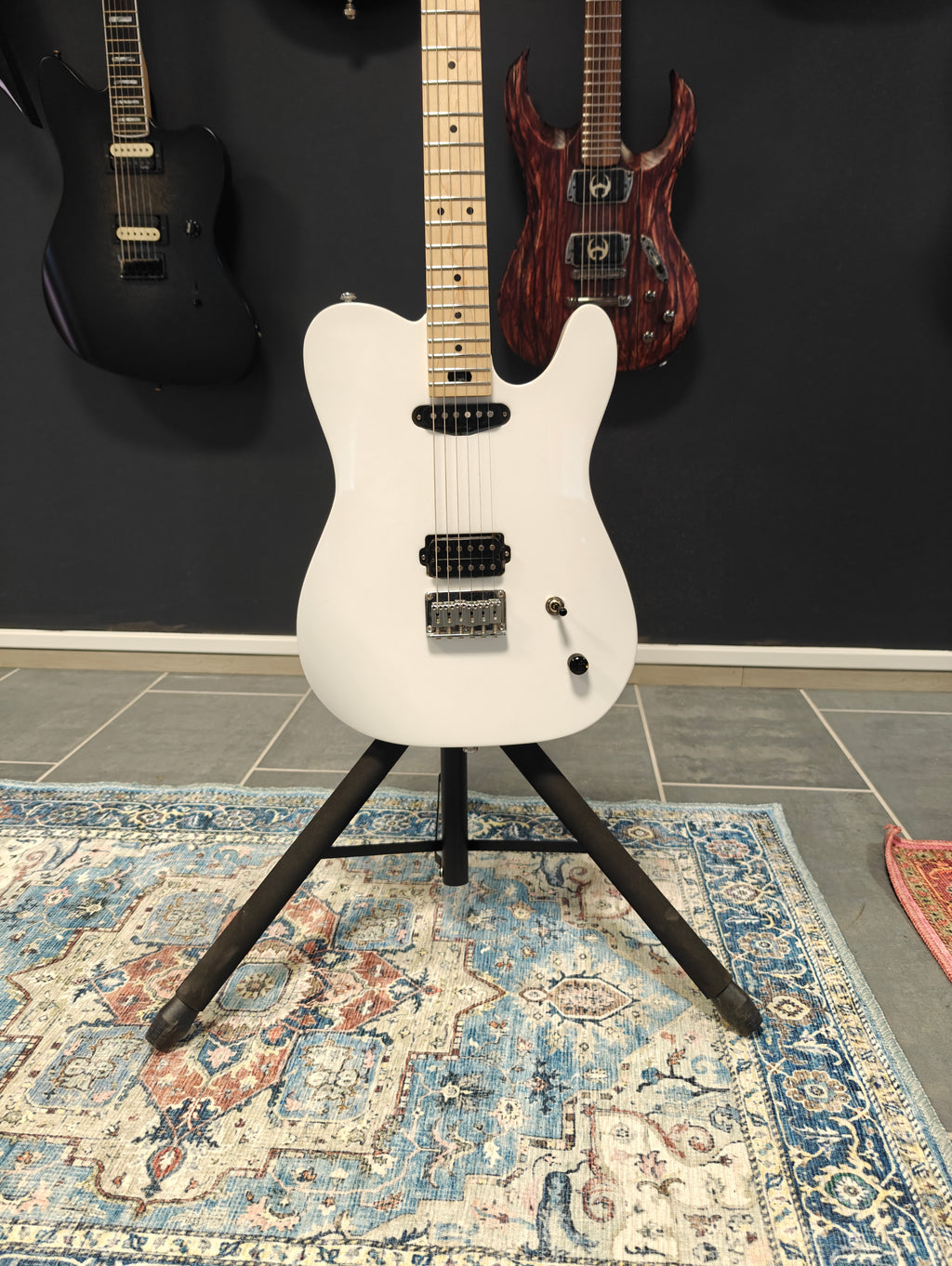 Odes Custom Guitars White Wizard