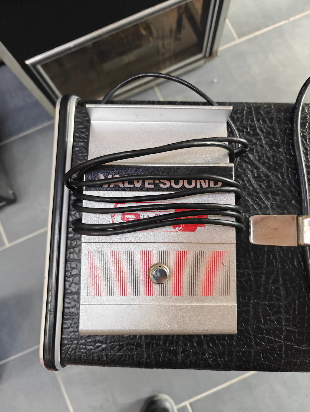 HH VS Musician Combo 212 w/ Effects and Footswitch