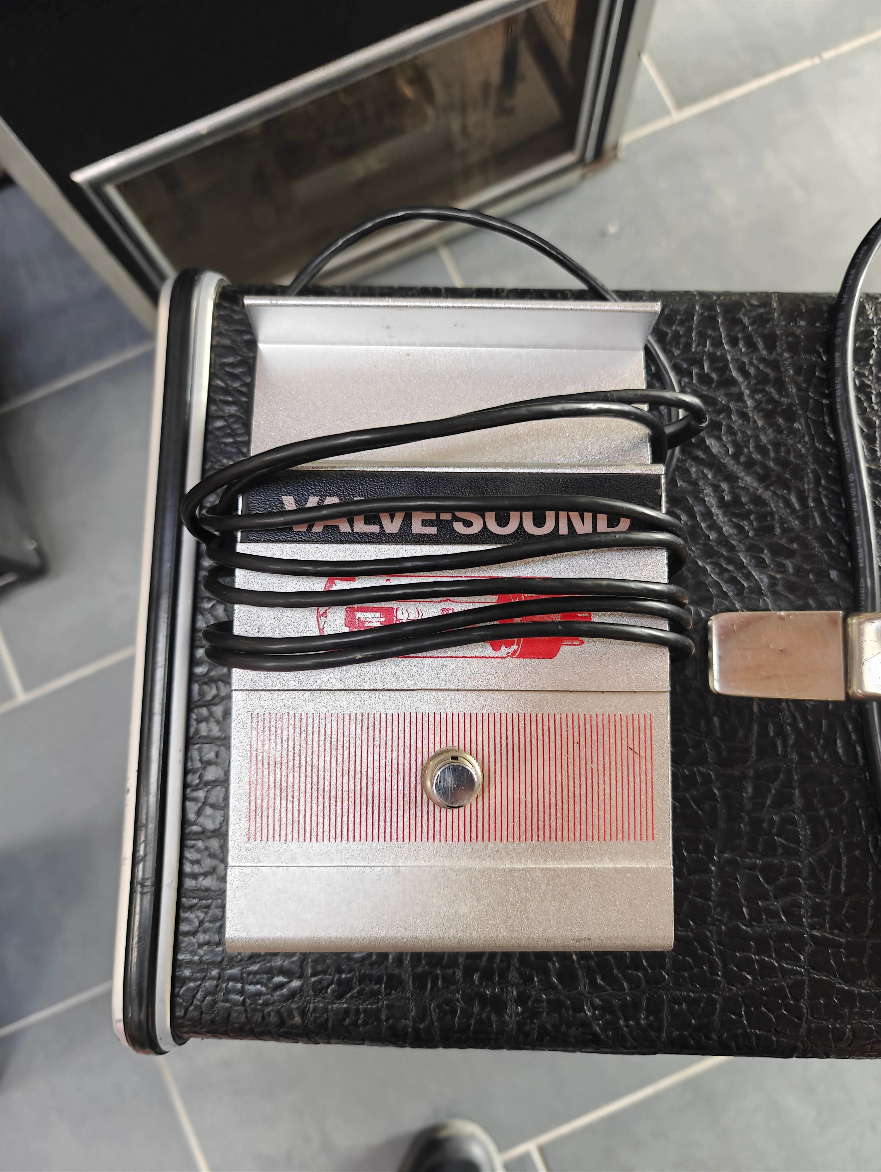 HH VS Musician Combo 212 w/ Effects and Footswitch