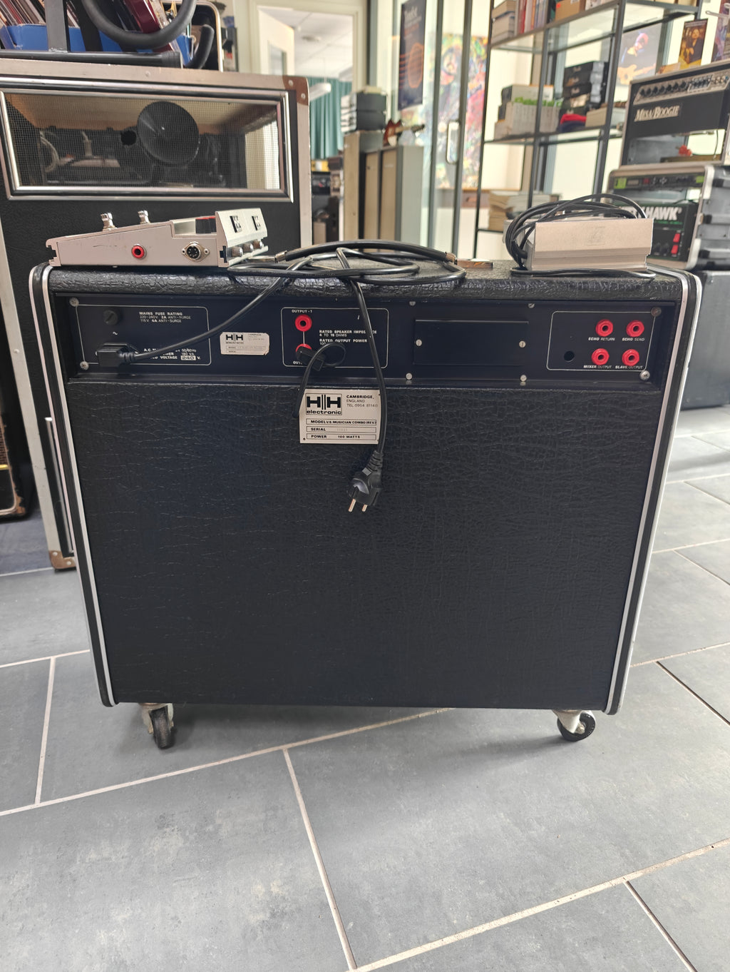 HH VS Musician Combo 212 w/ Effects and Footswitch