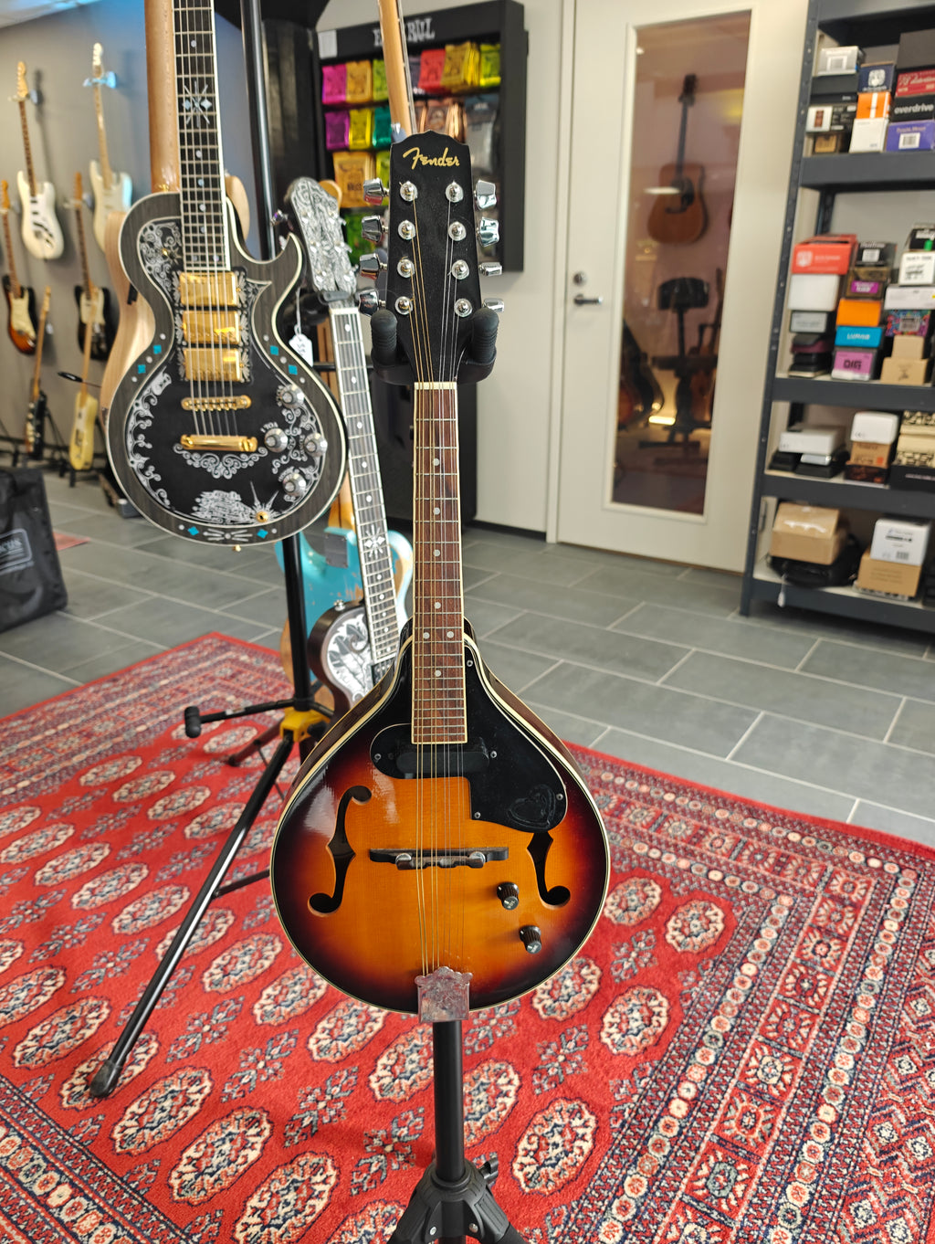 Fender Mandolin FM-52E