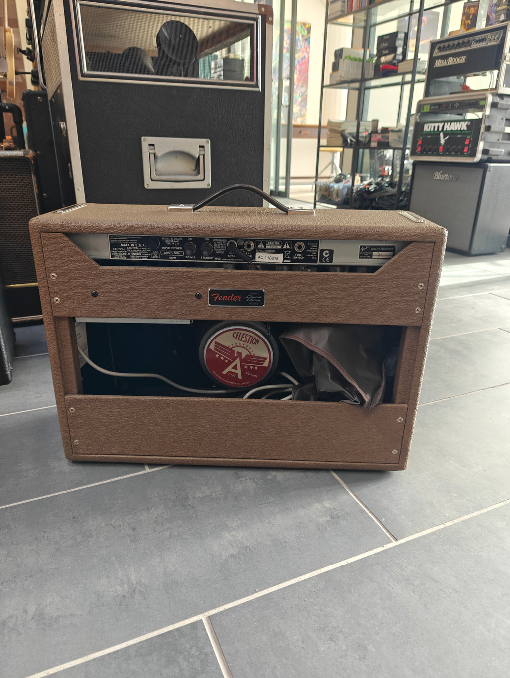Fender Exclusive Limited Edition '65 Deluxe Reverb