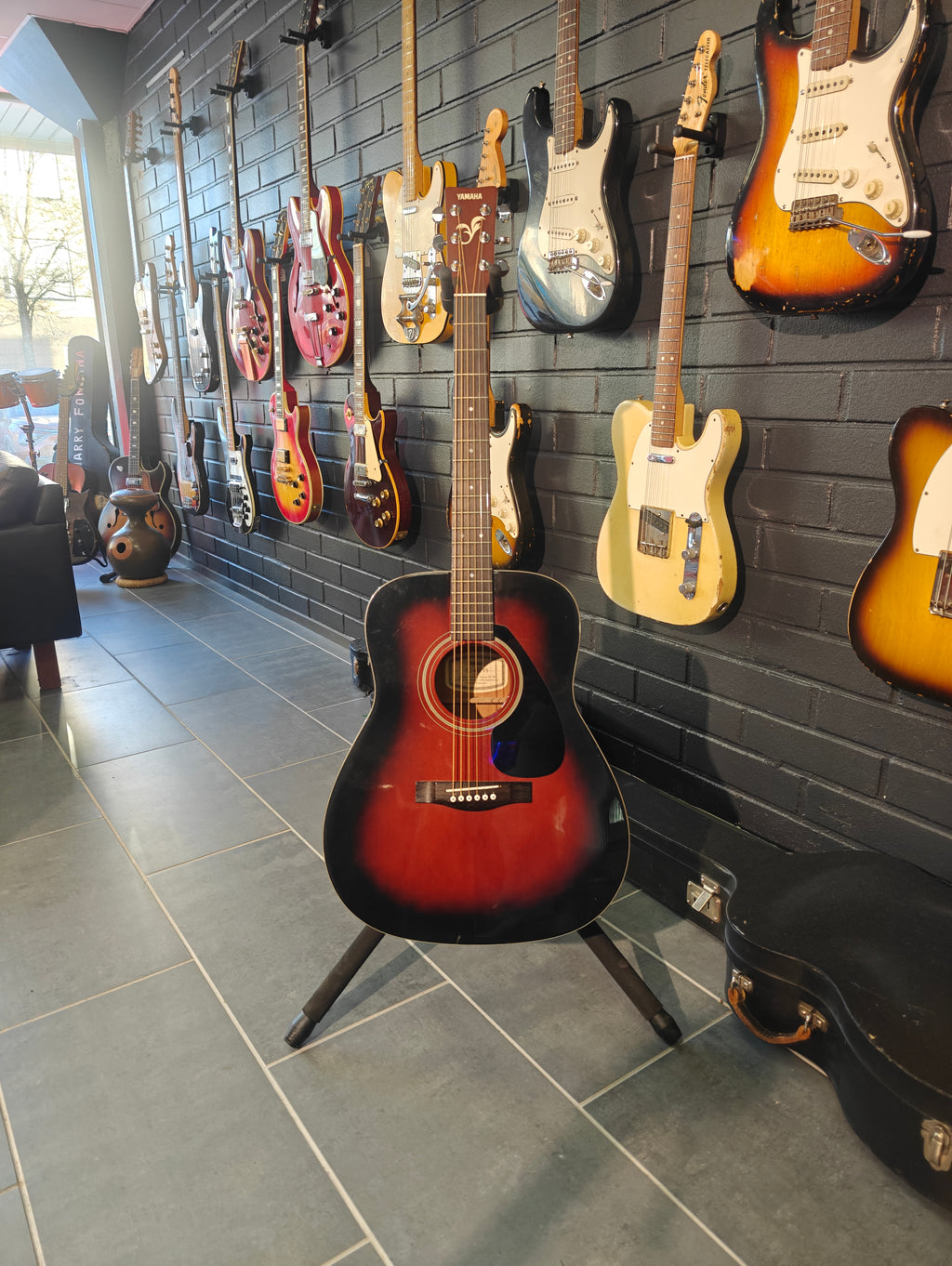 Yamaha FG412VS